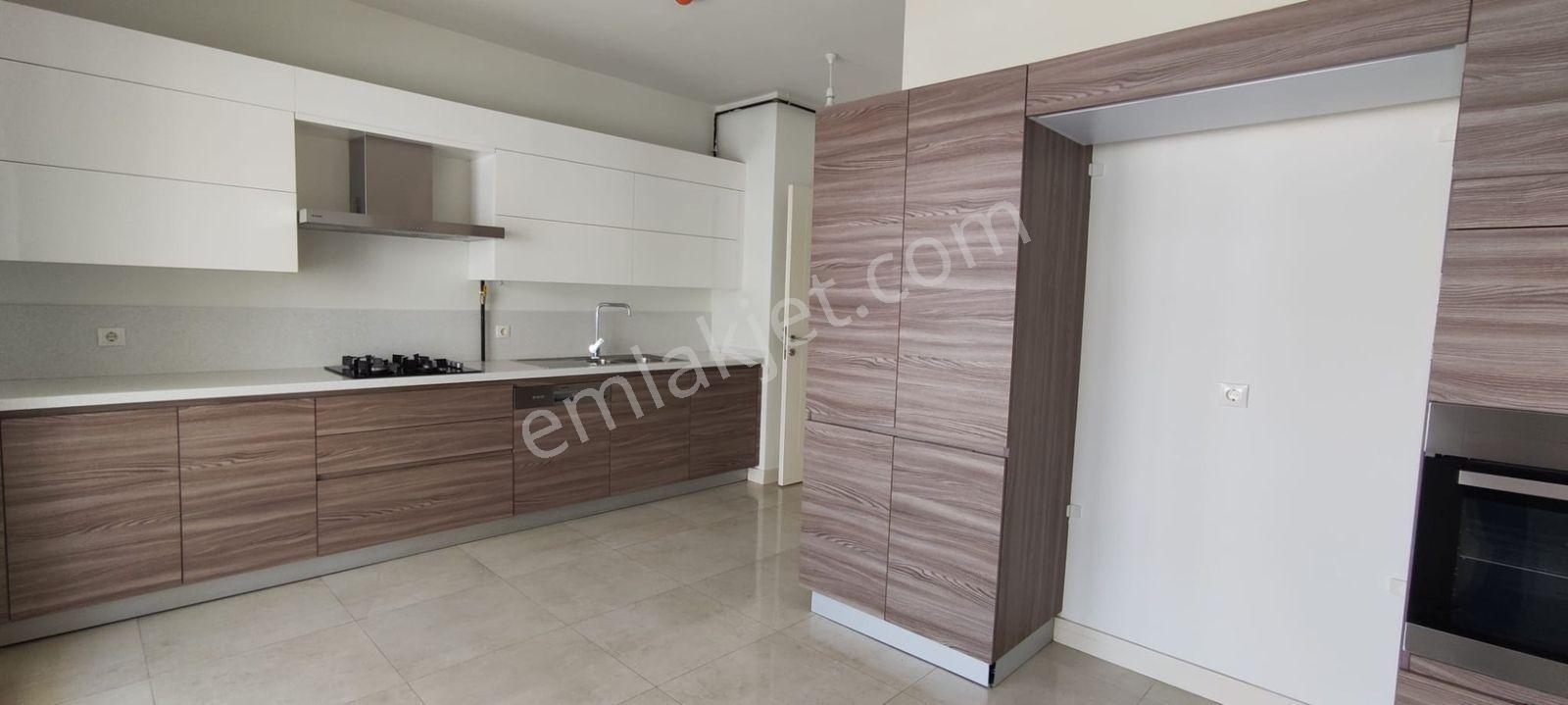 Remax Model Den Sinpaş Aqua City De 4+1 Kiralık Yalı Dairesi - Görsel 8