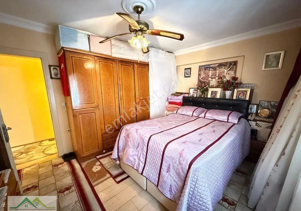 Seferihisar Ürkmez Merkez'de Satılık 2+1 Daire 80m2 Denize 200m - Görsel 20