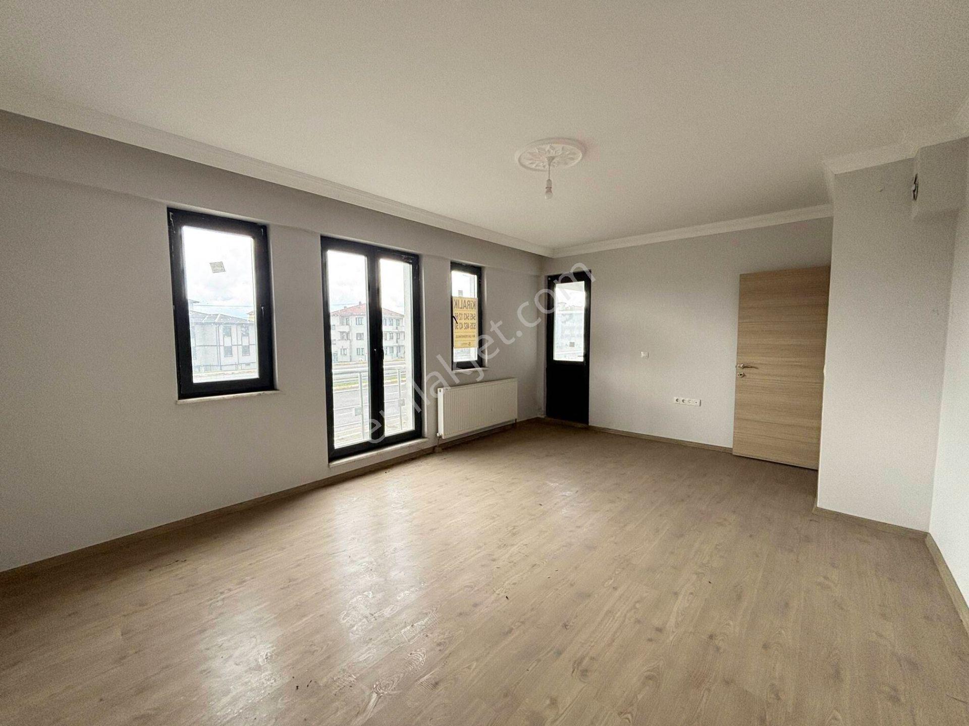 Nv Gayrimenkul | Azmimilli Mahallesi'nde 3+1 134 M2 Kiralık Ara Kat Daireler - Görsel 8