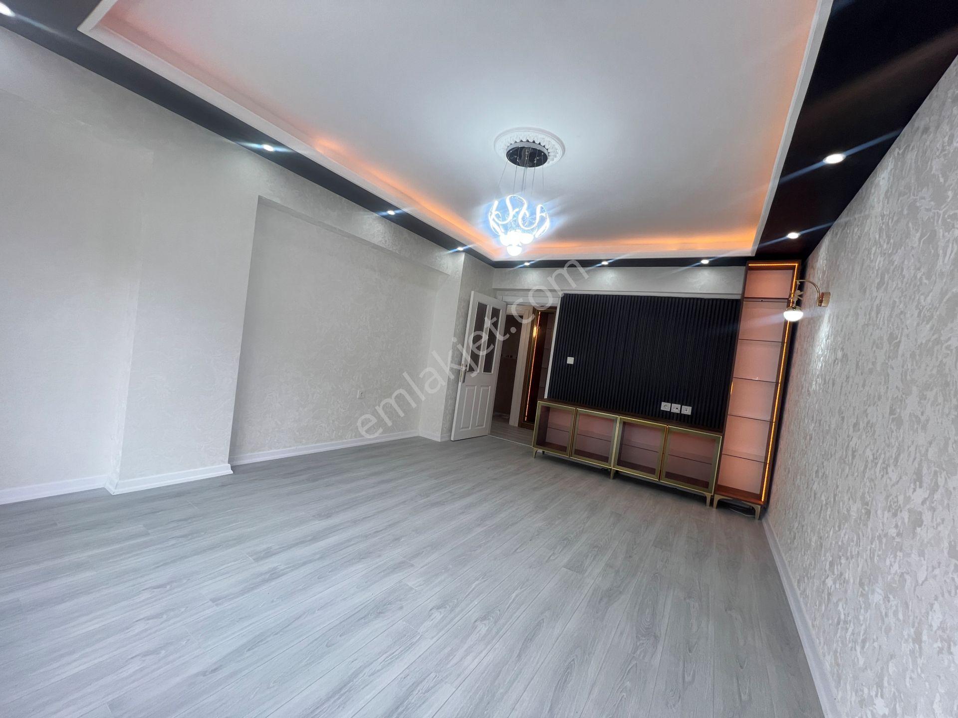 Sincan Malazgirt Mah Asansörlü 3.arakat 125m2 3+1 Satılık Daire - Görsel 13