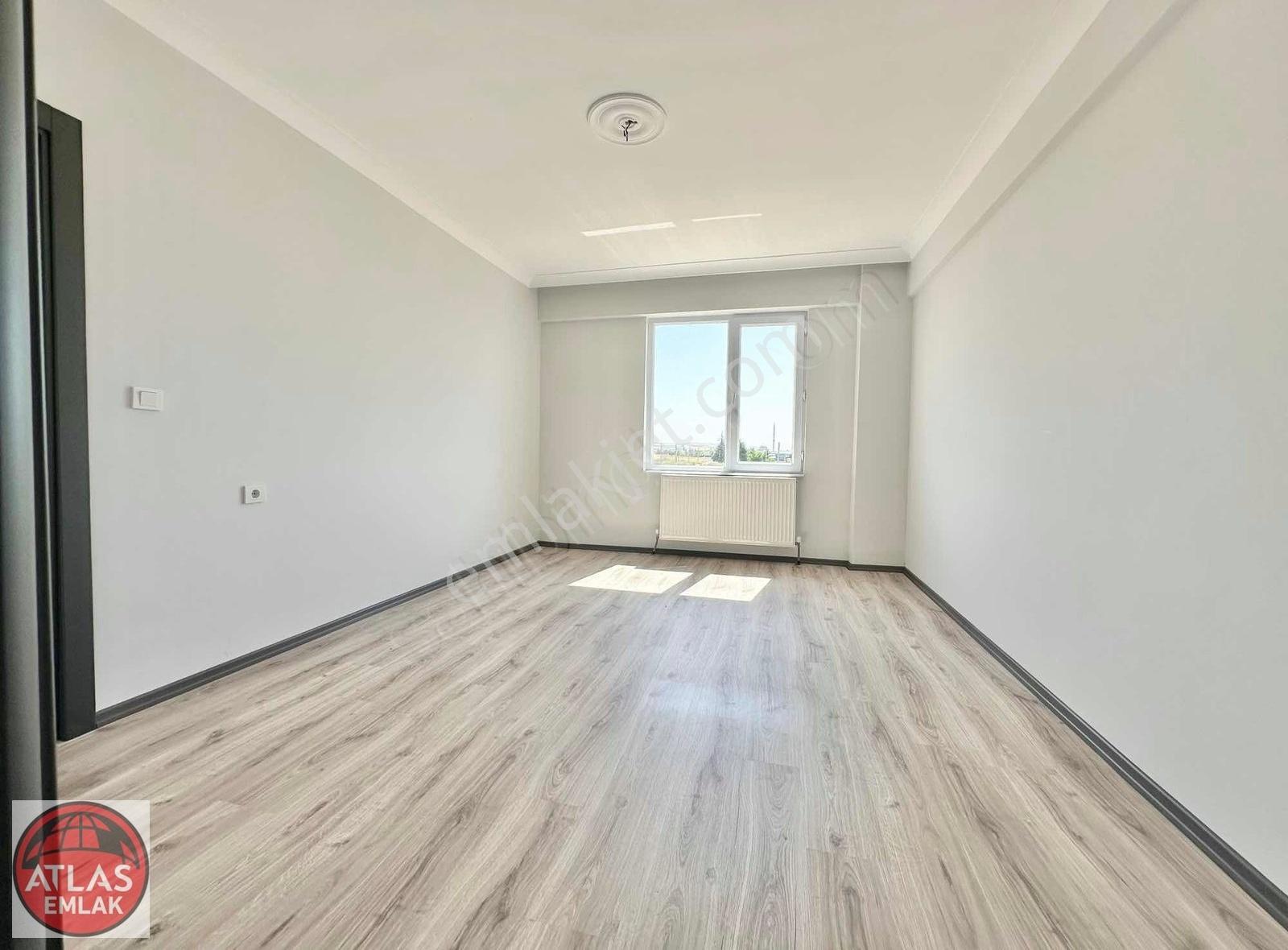 Atlas'tan 165m2 Teras Balkon Ortakat Güneycephe Kombpetek - Görsel 15