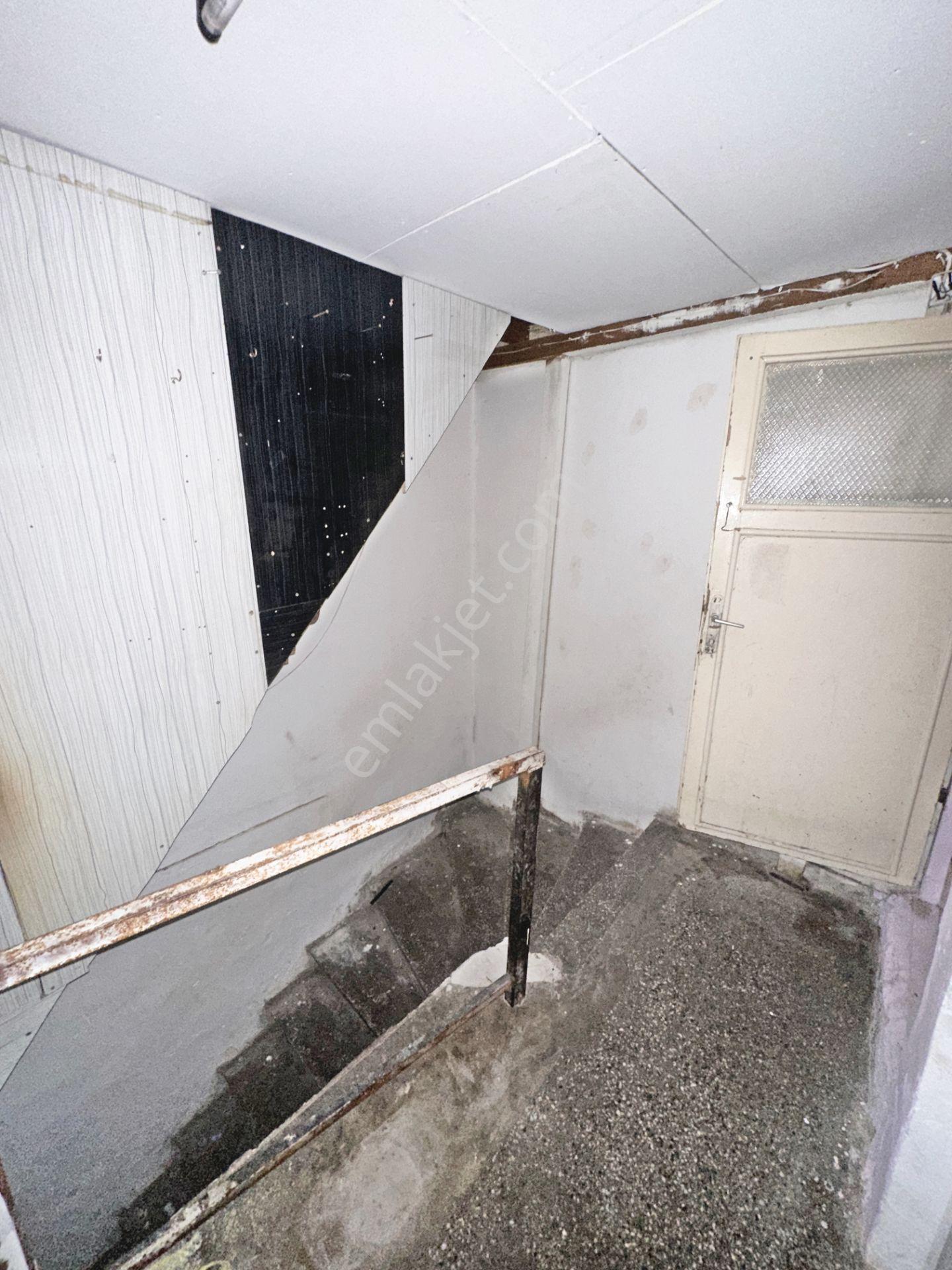 Dikimevine Yürüme Mesafesi Sağlık Ocağı Karşısı Kiralık Dükkan - Görsel 14