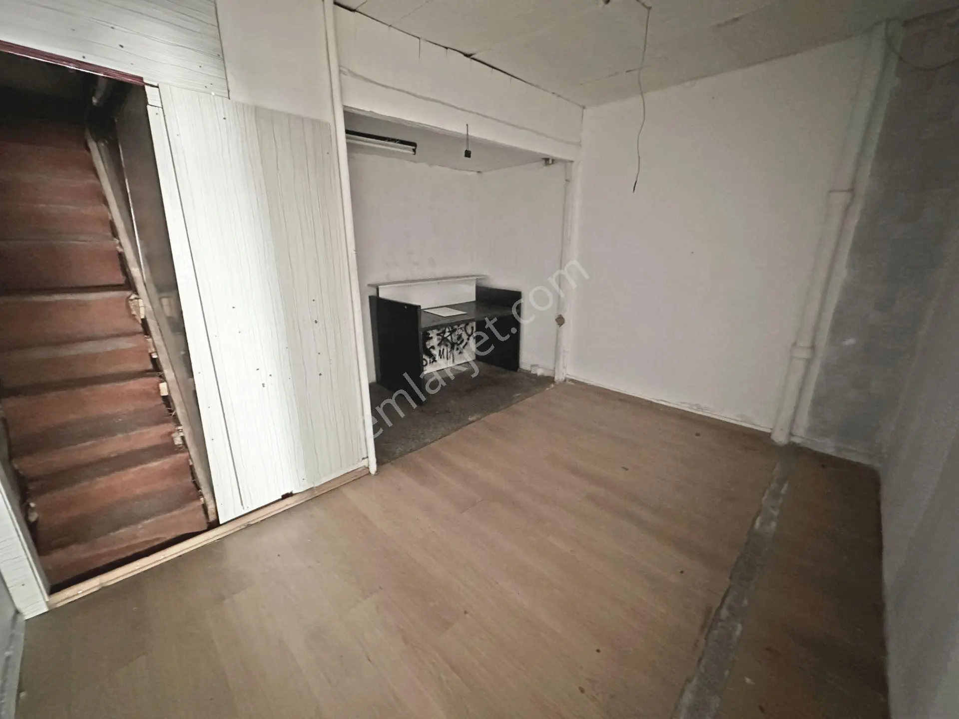 Dikimevine Yürüme Mesafesi Sağlık Ocağı Karşısı Kiralık Dükkan - Görsel 4