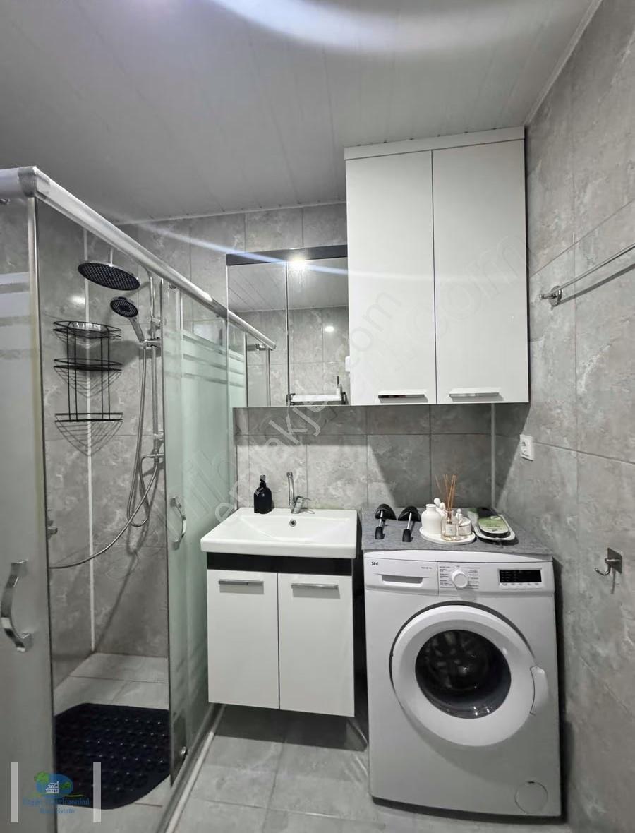 Ilıcada Ara Kat Kiralık 1+1 Eşyalı Daire - Görsel 14