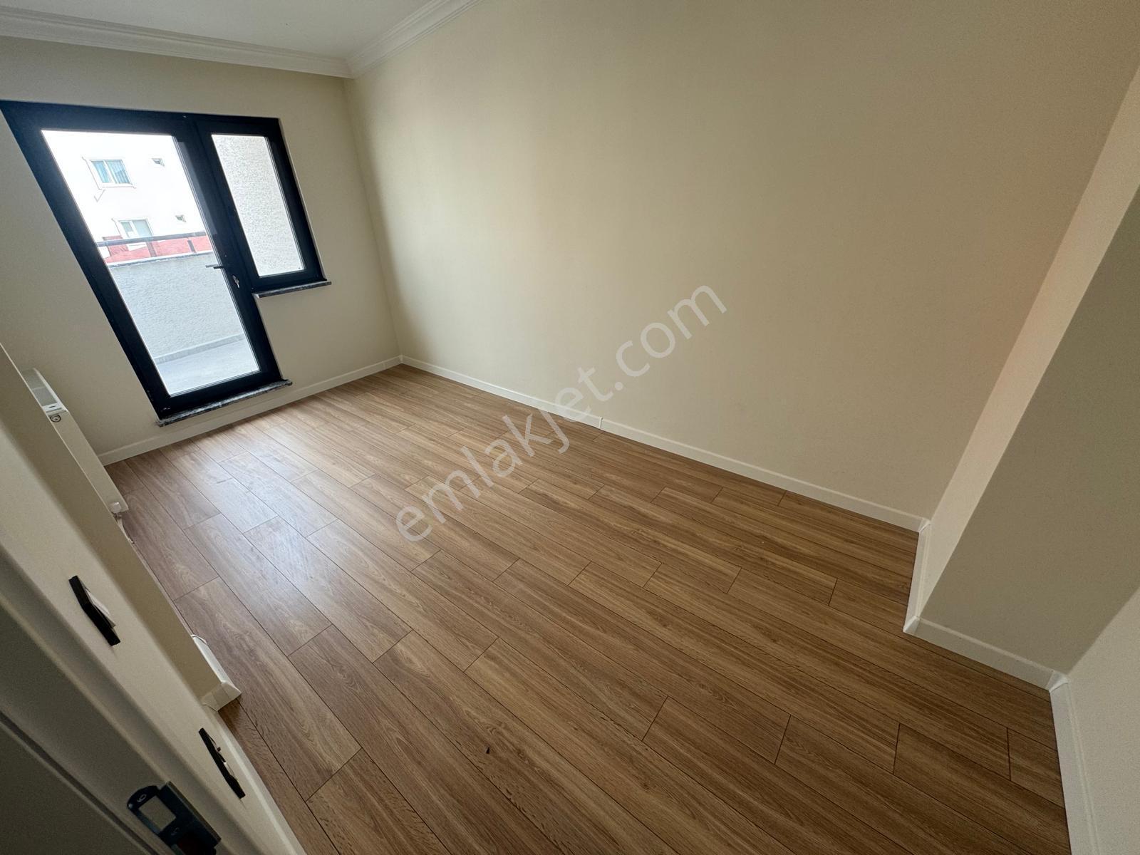 Özgürlük Mah Kent Meydanına Yakın Lüx 2+1 Dubleks Daire - Görsel 24