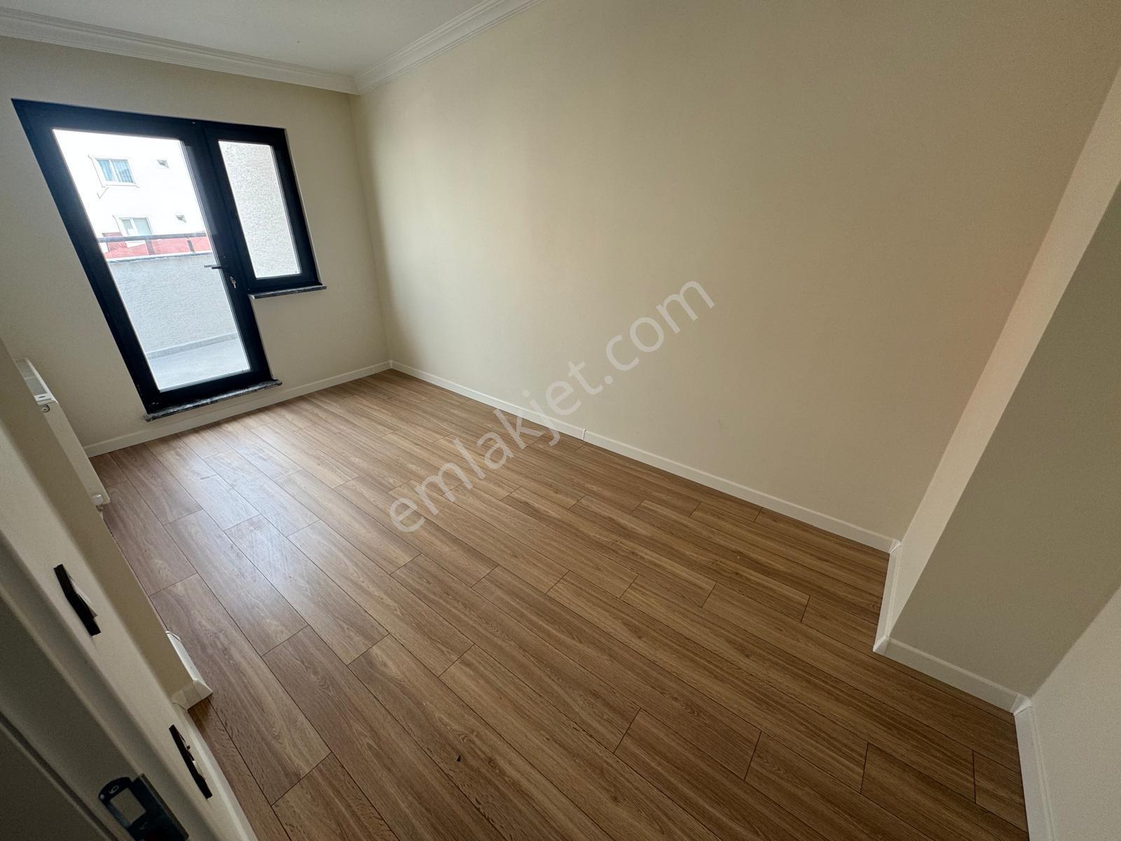 Özgürlük Mah Kent Meydanına Yakın Lüx 2+1 Dubleks Daire - Görsel 6