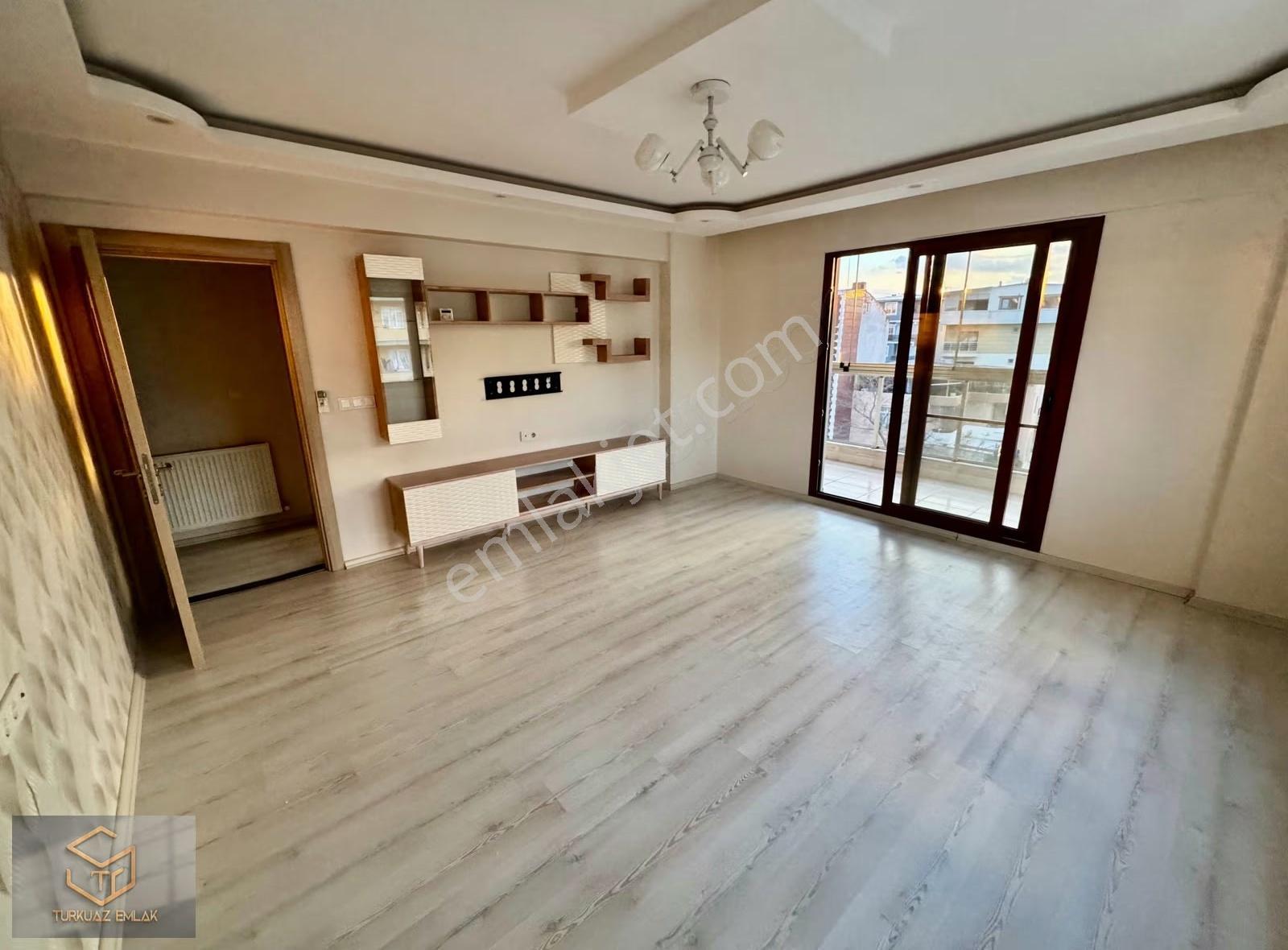 Uğur Mumcu Da Satılık 3+1 145 M² Merkezi Konumda Arakat Daire - Görsel 13