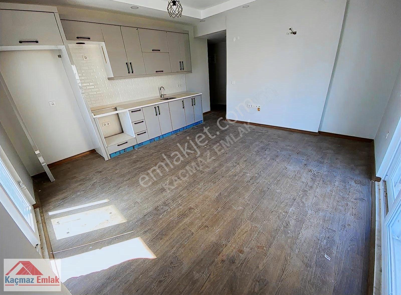 Manavgat Ilıca'da Satılık Havuzlu 1+1 Daireler