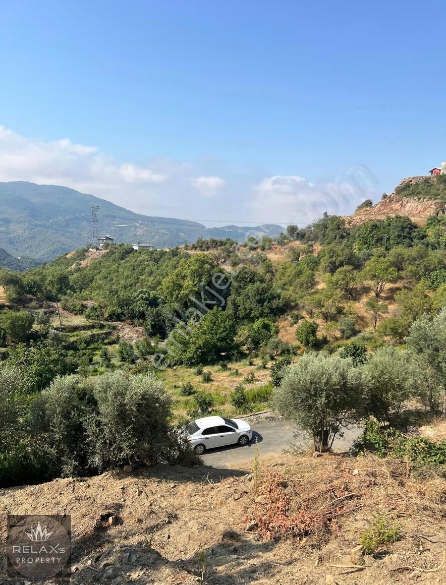 Burçaklar Mahallesi 1.519m2 Yola Sıfır Tarlamız Köy Merkezinde