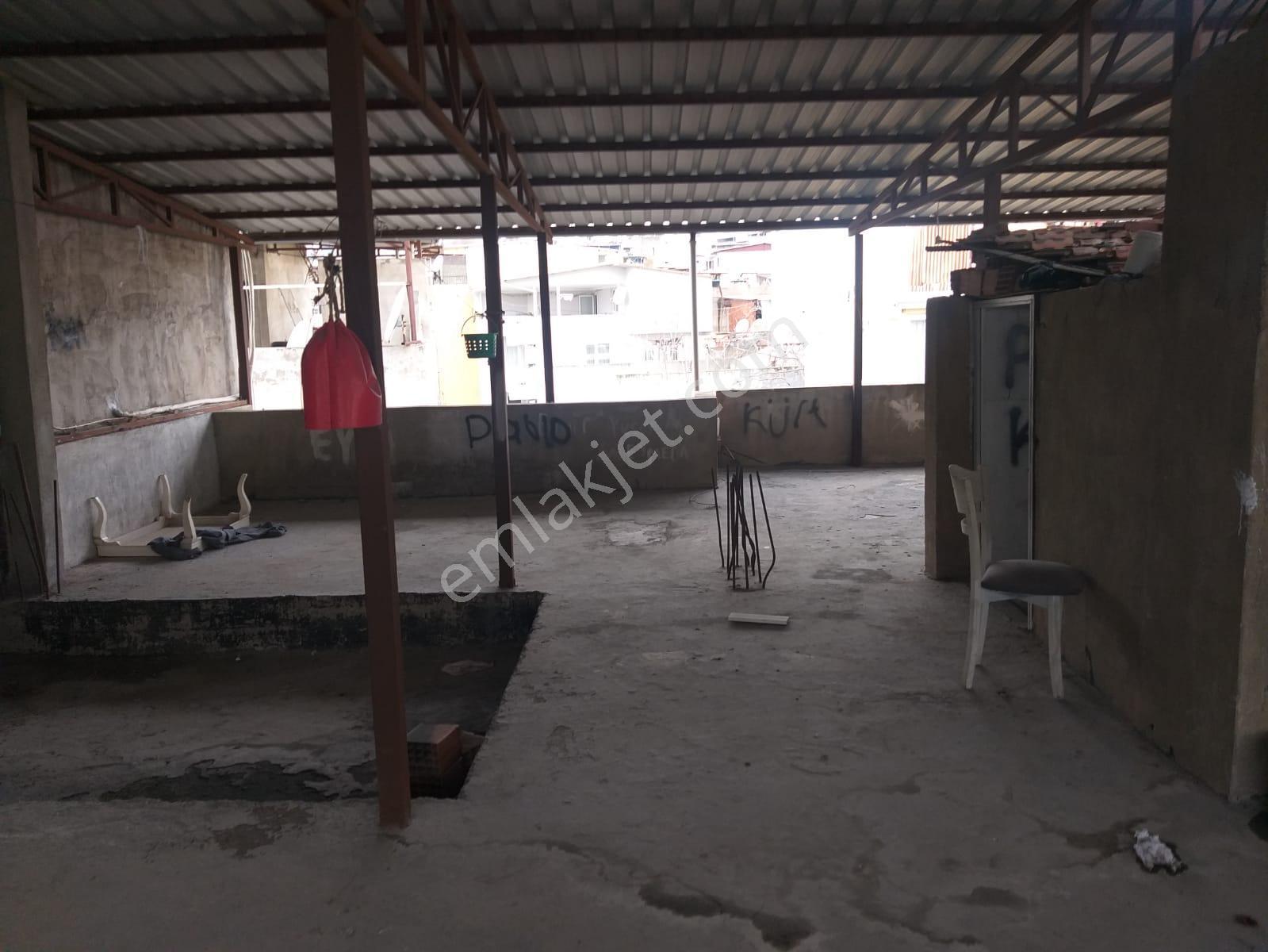 Karabağlar Yunus Emrede 2 Dükkan 1 Daire 138 M2 Komple Bina Satılık - Görsel 18