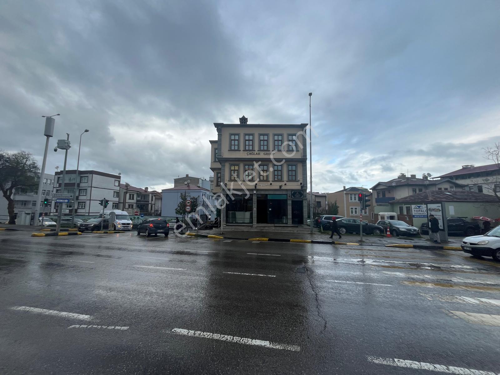 Trabzon'da Tanjant Bulvarı Üzerinde Kiralık Ofis - Görsel 16