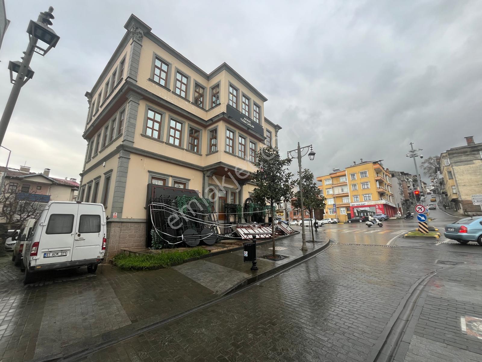 Trabzon'da Tanjant Bulvarı Üzerinde Kiralık Ofis - Görsel 2