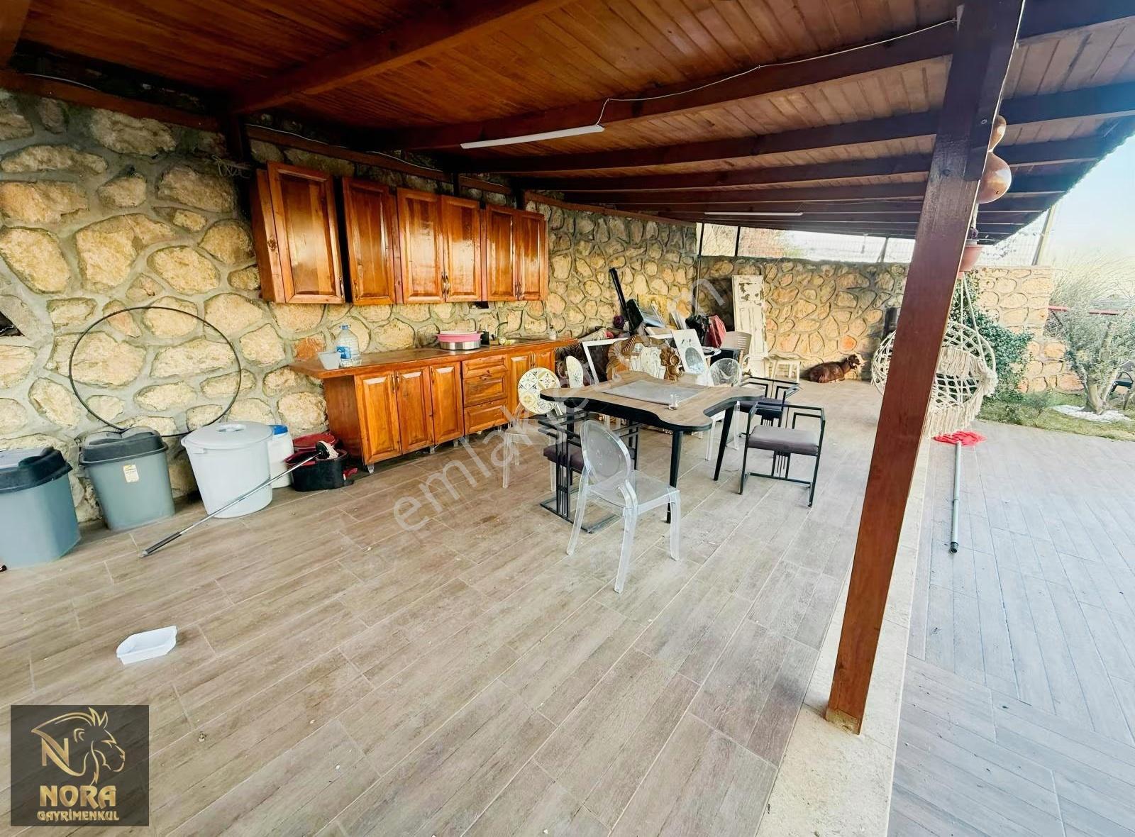 Nora'dan Emirler'de Kiralık Deniz Mazaralı Lüks Villa - Görsel 8