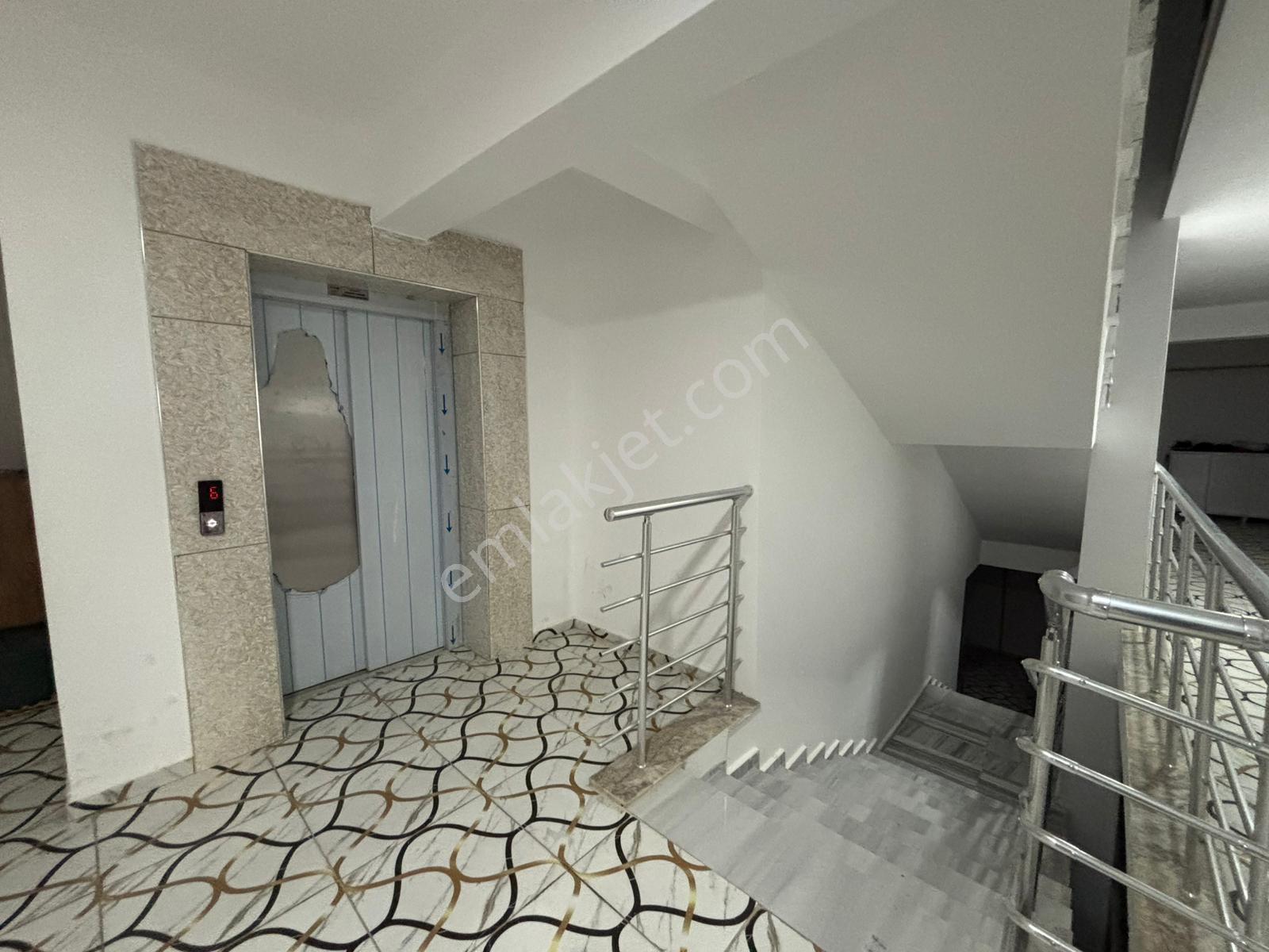 Alaçatı'dan Site İçerisinde Ara Kat 4+1 Sattılık Daire - Görsel 35