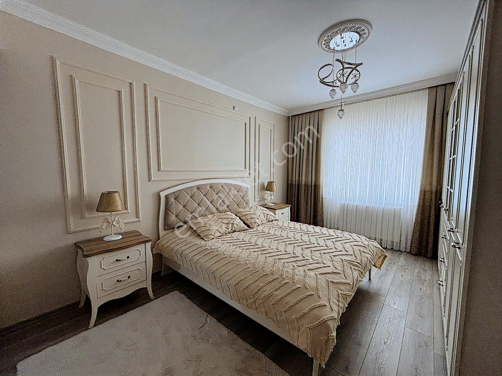 Alaçatı'dan Site İçerisinde Ara Kat 4+1 Sattılık Daire - Görsel 39