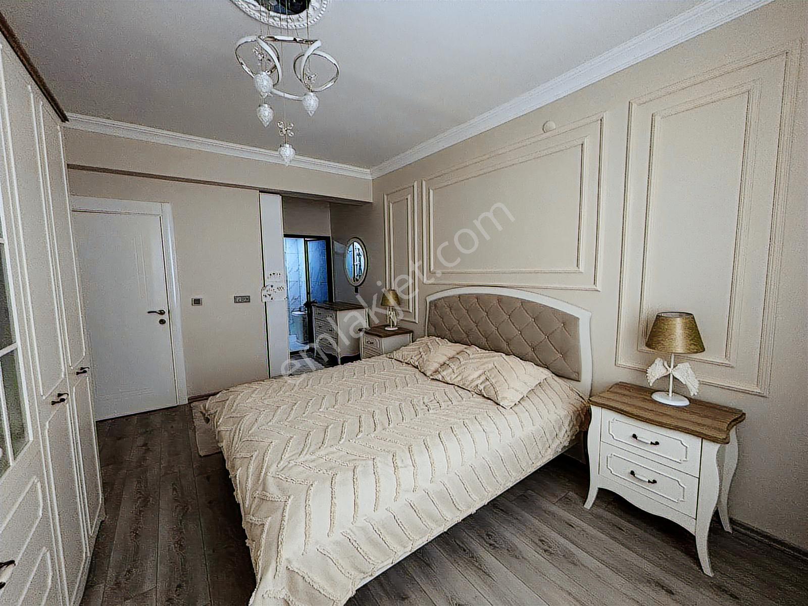 Alaçatı'dan Site İçerisinde Ara Kat 4+1 Sattılık Daire - Görsel 28