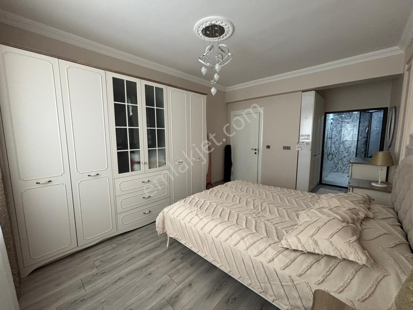 Alaçatı'dan Site İçerisinde Ara Kat 4+1 Sattılık Daire - Görsel 26