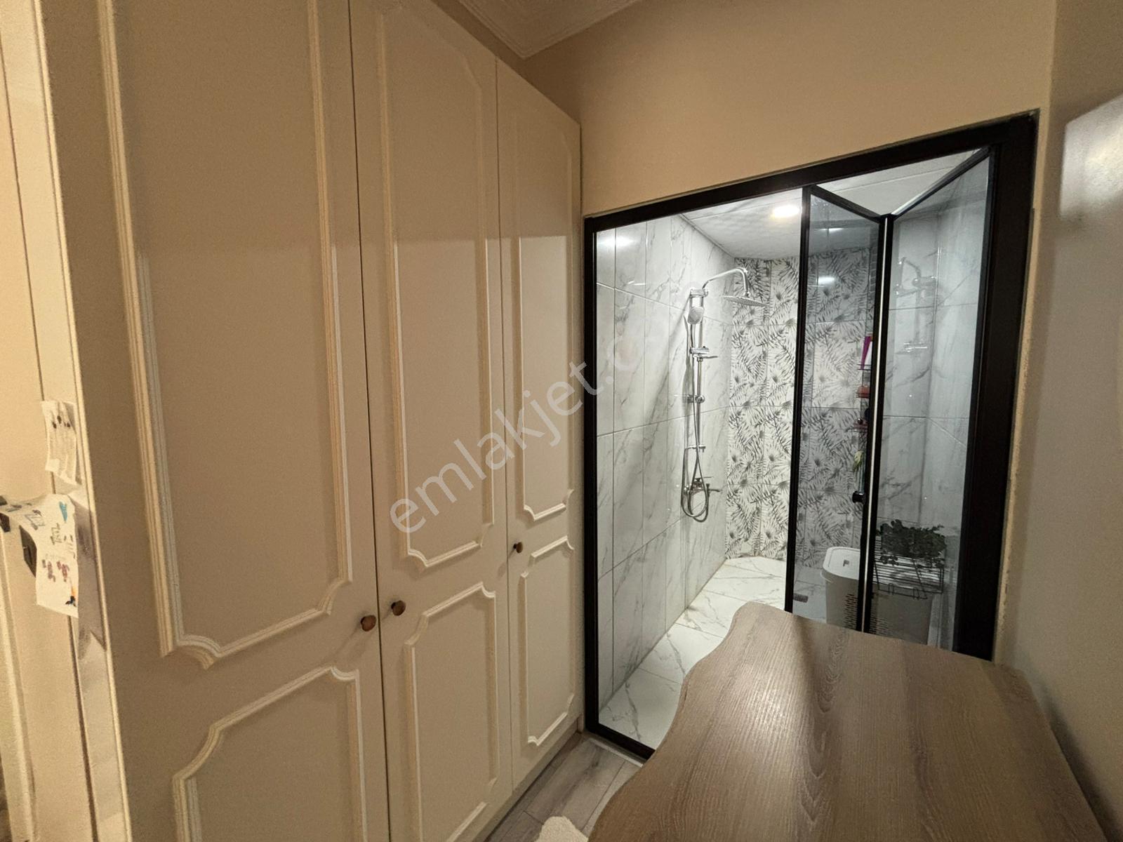 Alaçatı'dan Site İçerisinde Ara Kat 4+1 Sattılık Daire - Görsel 18