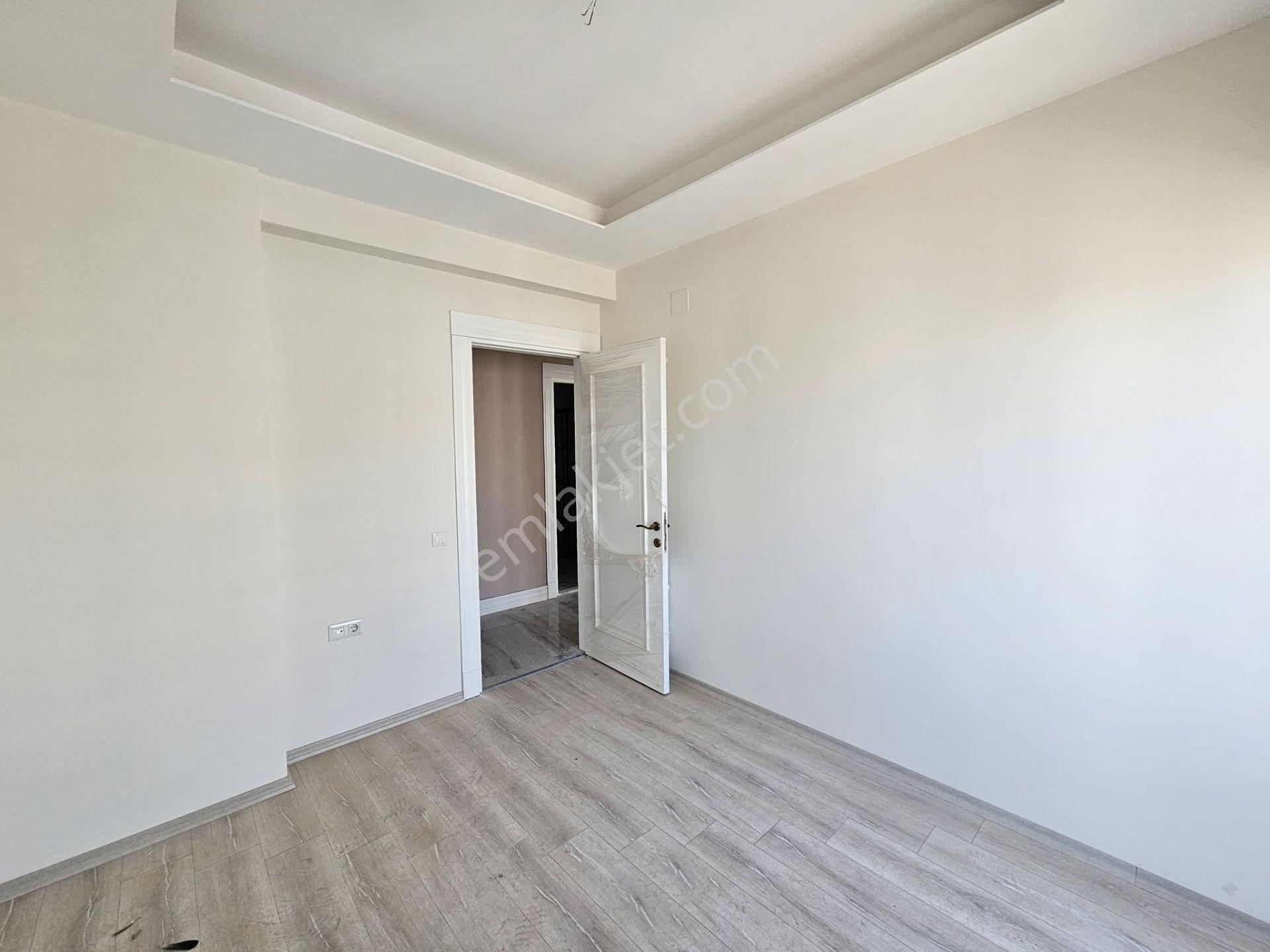 Mersin Mezitli Akdeniz Mah. Satılık 4+1 Daire - Görsel 12