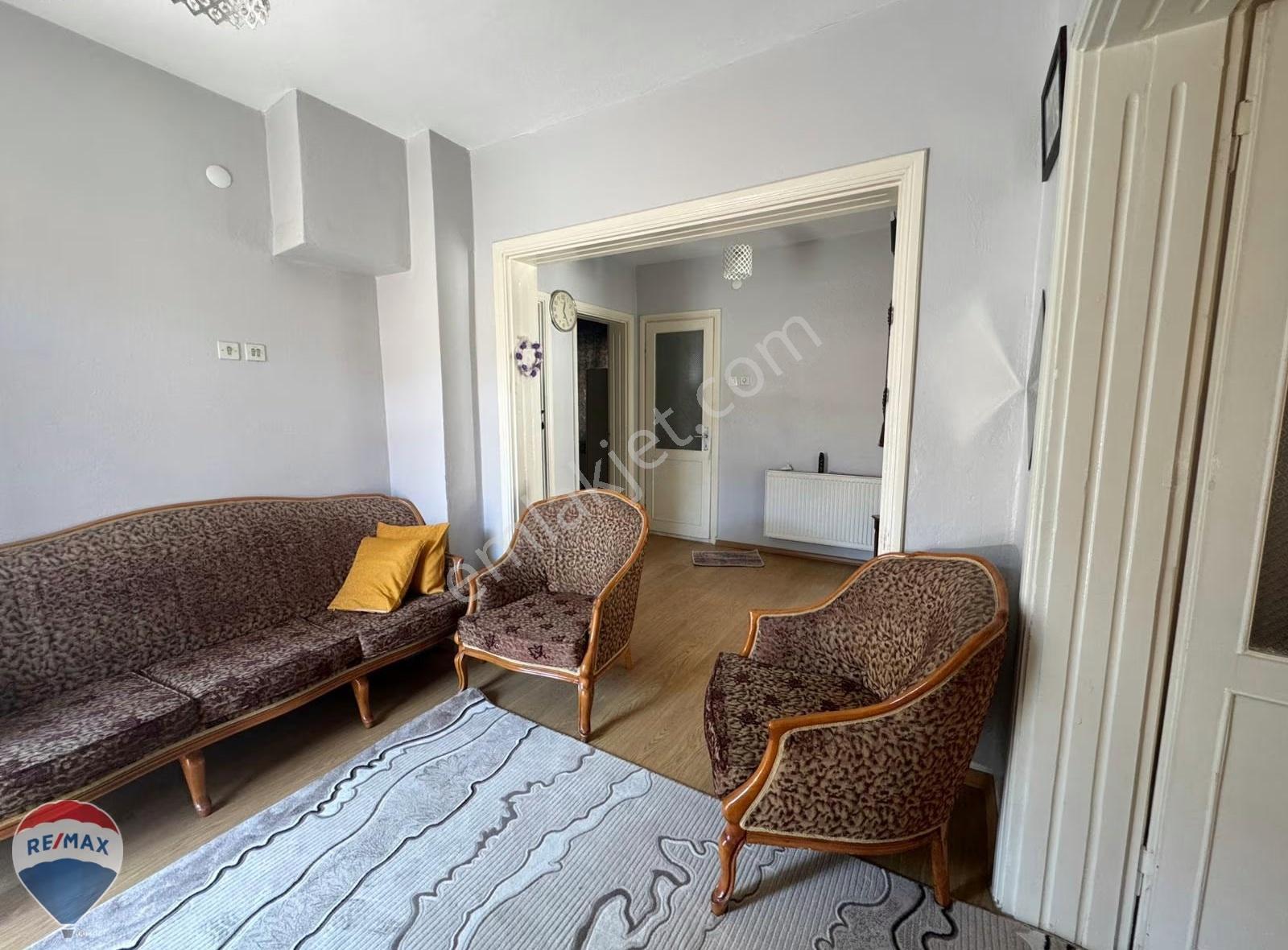 Remax Mavi Den Semerciler Mahallesinde Bakımlı Müstakil Bina - Görsel 7