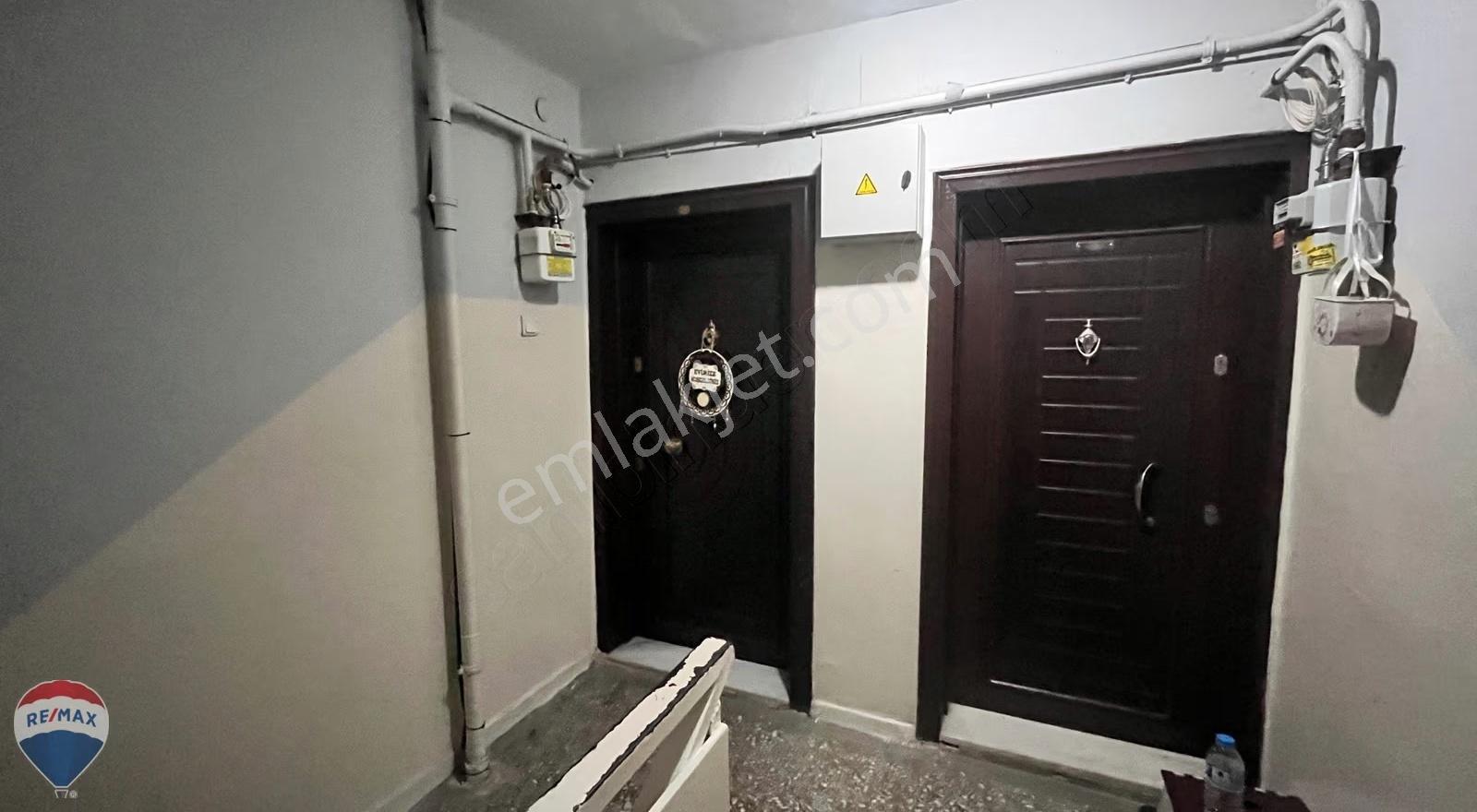 Remax Maviden Mithapaşada 3+1 3.kat Yola Güney Cephe Daire - Görsel 15