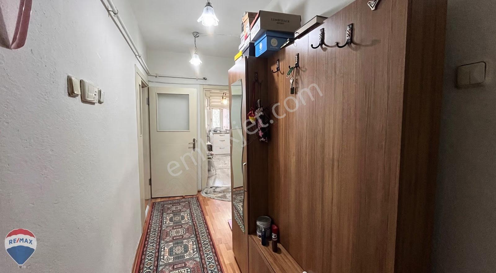Remax Maviden Mithapaşada 3+1 3.kat Yola Güney Cephe Daire - Görsel 13