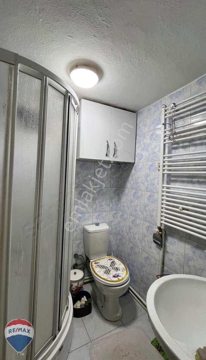 Remax Maviden Mithapaşada 3+1 3.kat Yola Güney Cephe Daire - Görsel 8