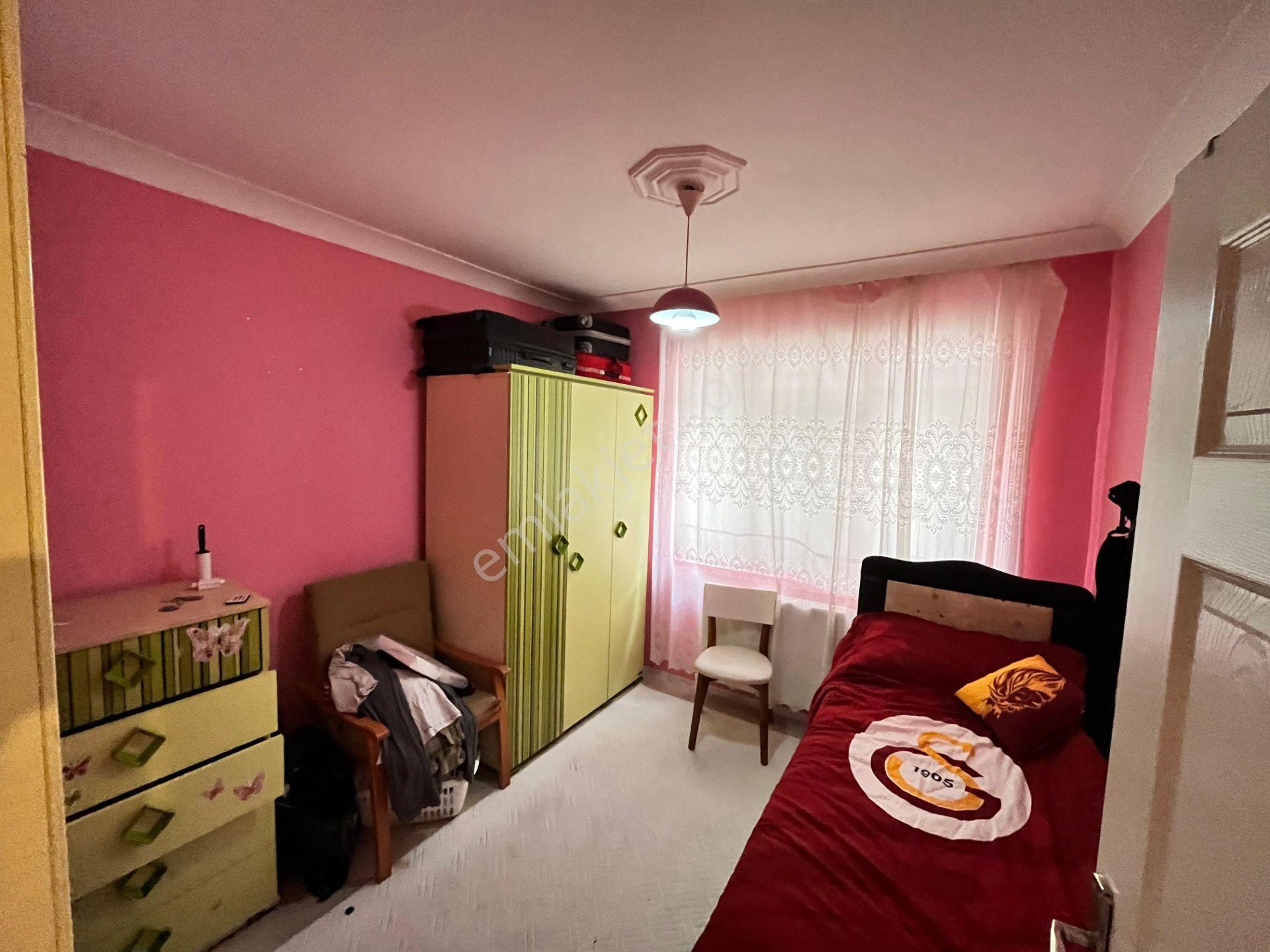 Abidinpaşa Askerlik Şube Yanı Eşyalı Satılık Memur Kiracılı ** - Görsel 12