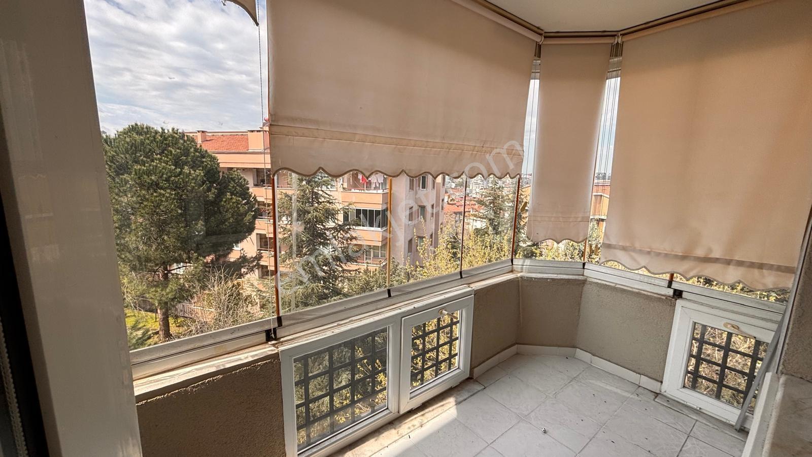 Barış Mahallesi Murat Sitesinde Metroya Yakın 3+1 Arakat Daire - Görsel 12