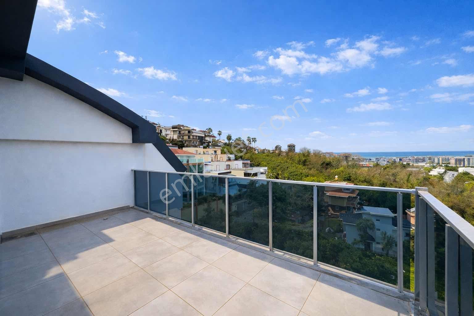 Kargıcak'da Full Activiteli Manzaralı Kiralık 4+1 Dublex Daire - Görsel 35