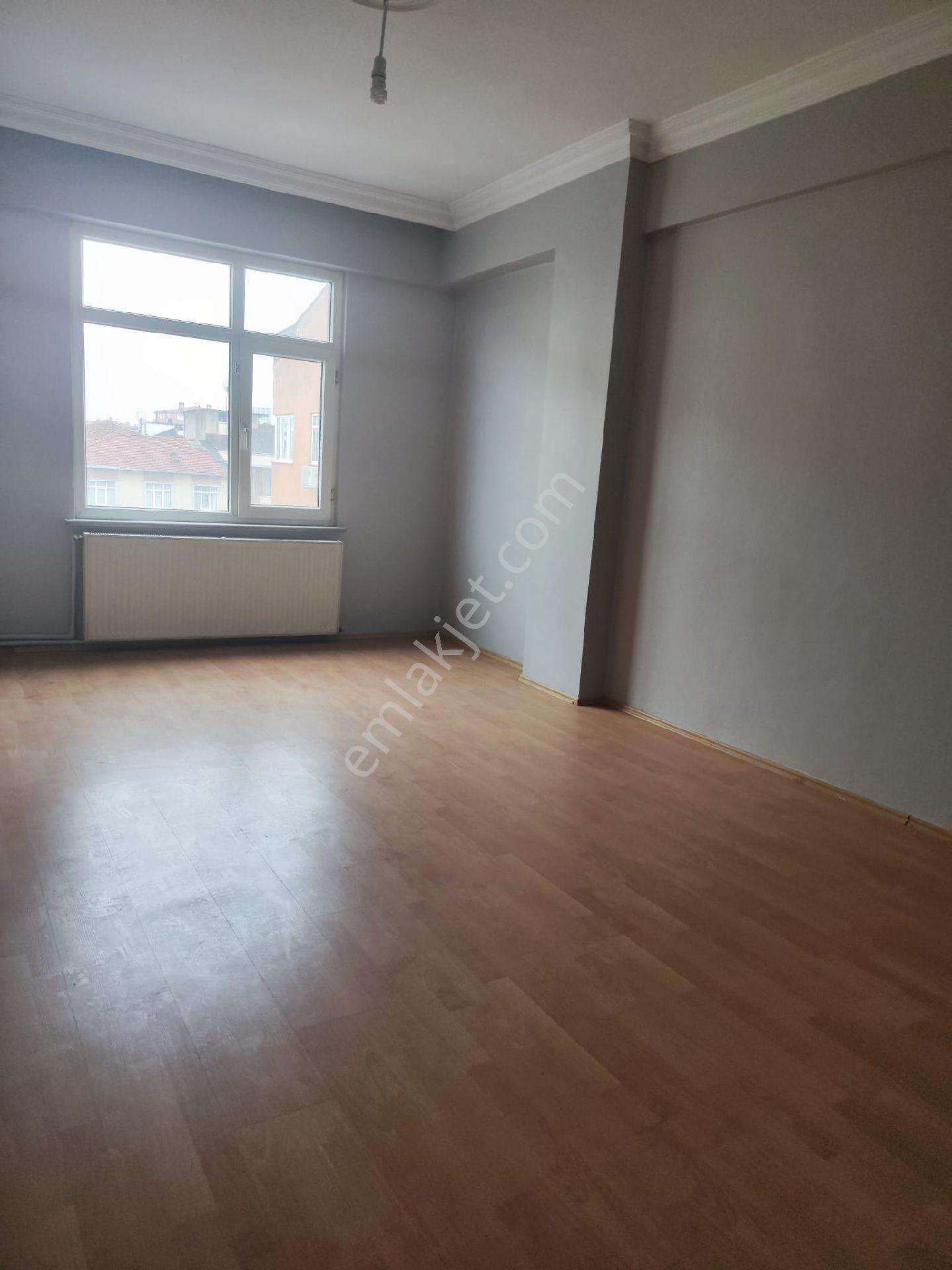 Ümraniye Altınşehir Mahallesi Metro Yürüme Mesafesi 3.kat 2+1 Boyalı Kiralık Daire - Görsel 13