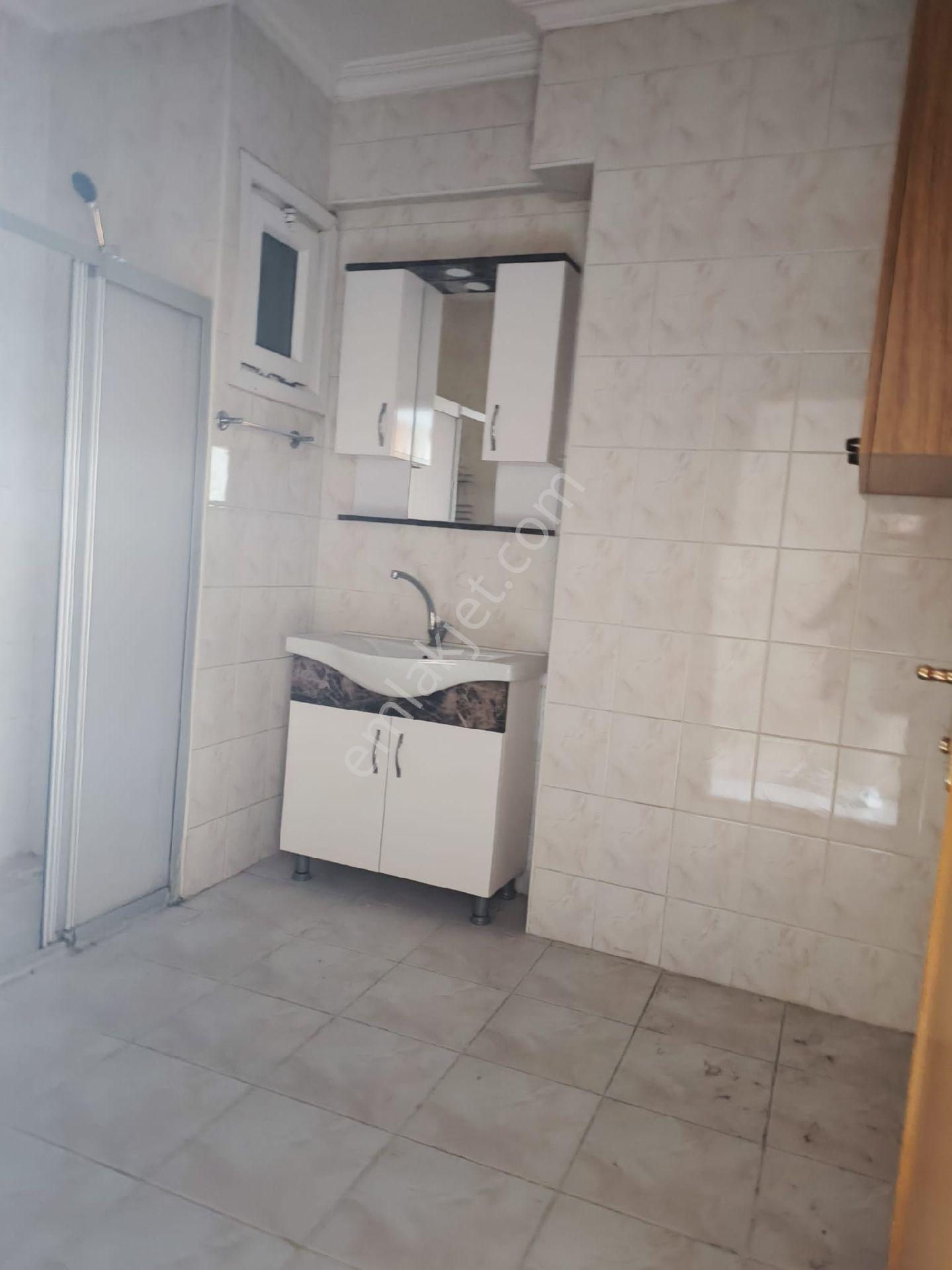 Ümraniye Altınşehir Mahallesi Metro Yürüme Mesafesi 3.kat 2+1 Boyalı Kiralık Daire - Görsel 25