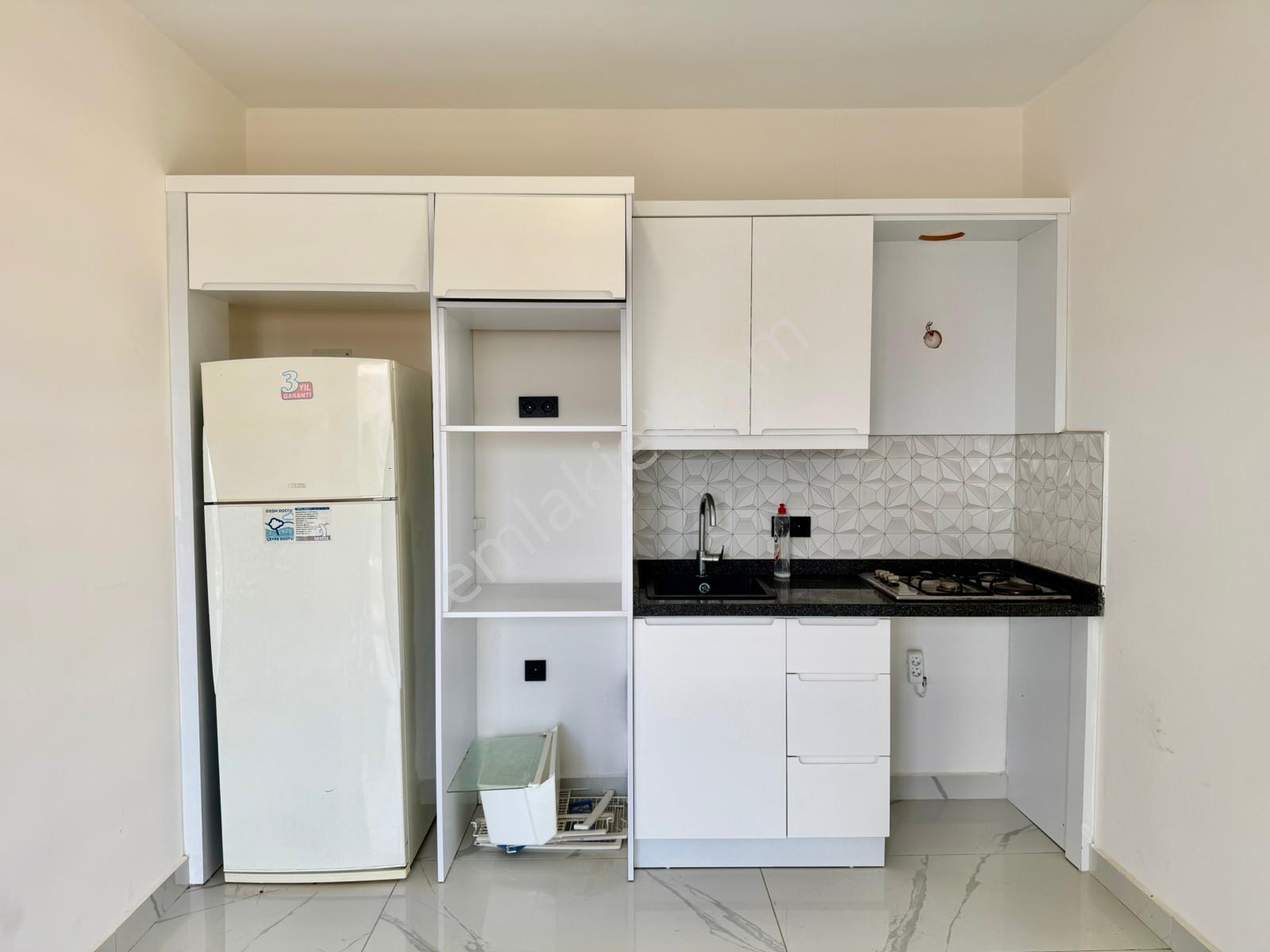 Alanya Mahmutlar'da 1+1 Full Aktiviteli Boş Kiralık Daire - Görsel 6
