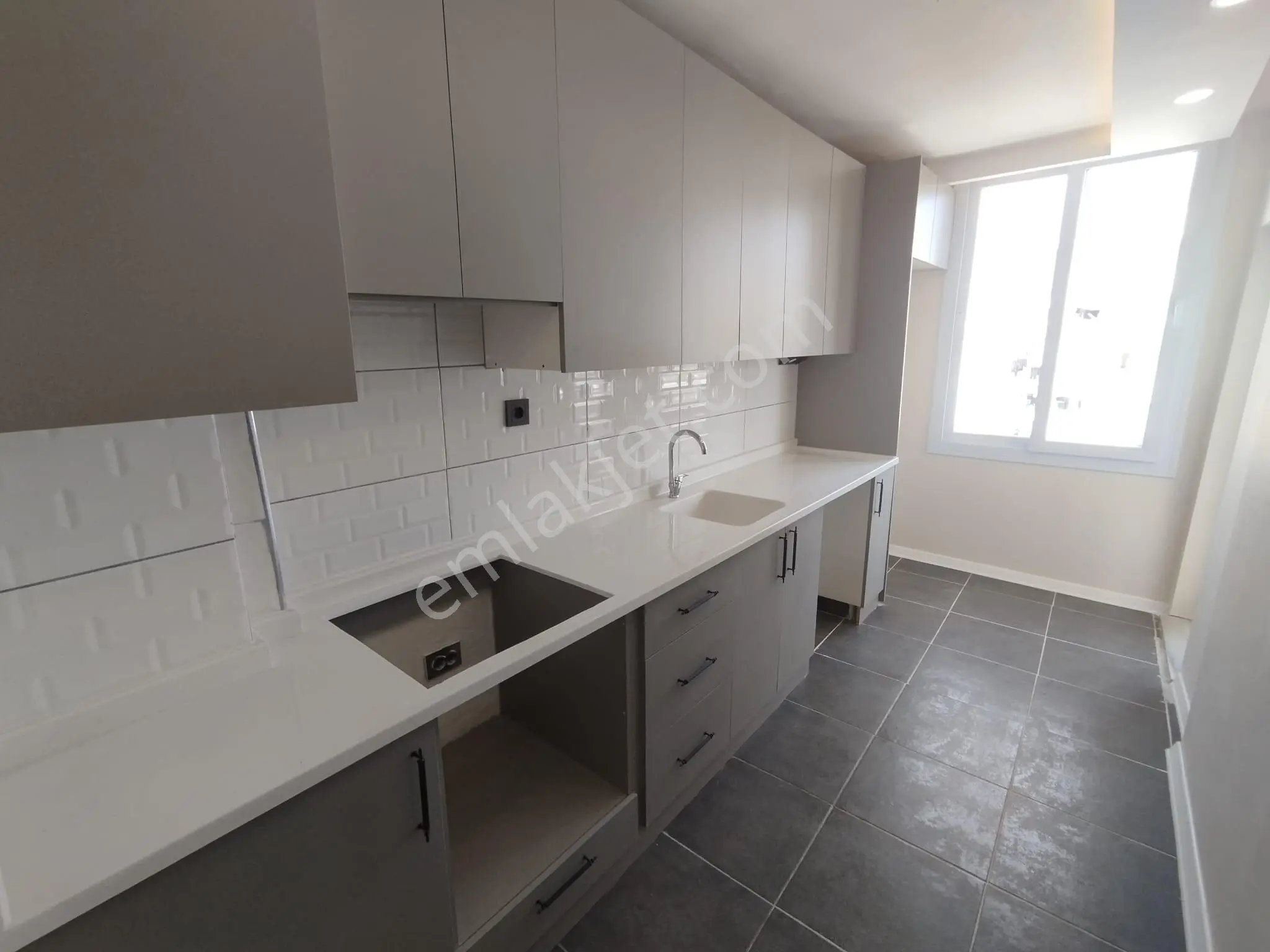Cazip Daire Cadde Üzerinde Torosda 3+1 Kapalı Mutfaklı Full Ekstralı - Görsel 26