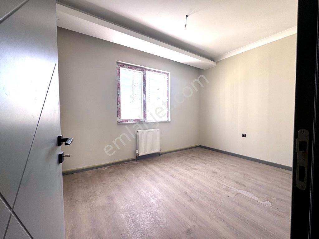 Göksuparkına 100m Manzaralı Geniş Balkon Sıfır Kiralık Lüx Daire - Görsel 24