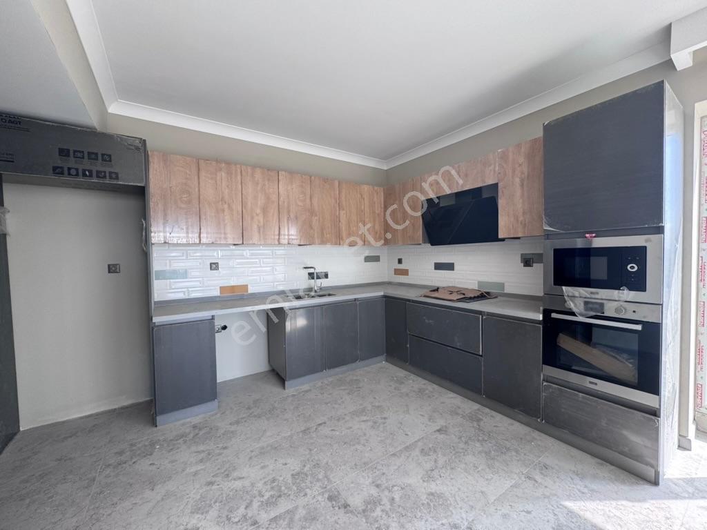 Göksuparkına 100m Manzaralı Geniş Balkon Sıfır Kiralık Lüx Daire - Görsel 8