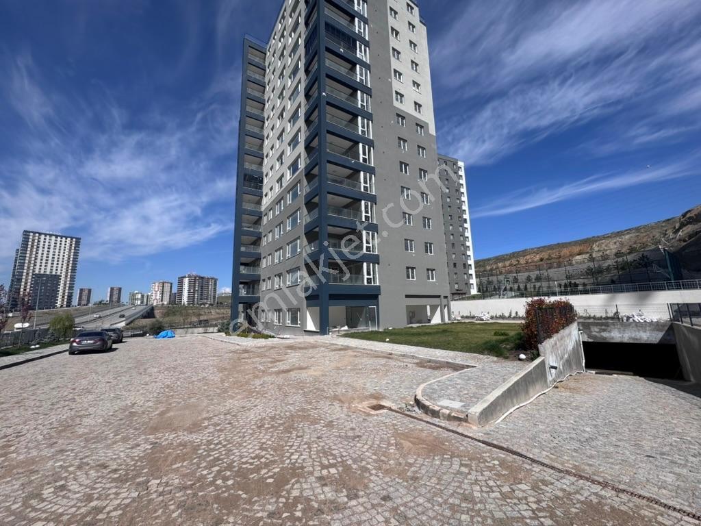 Göksuparkına 100m Manzaralı Geniş Balkon Sıfır Kiralık Lüx Daire - Görsel 7
