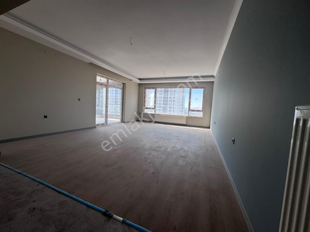 Göksuparkına 100m Manzaralı Geniş Balkon Sıfır Kiralık Lüx Daire - Görsel 13