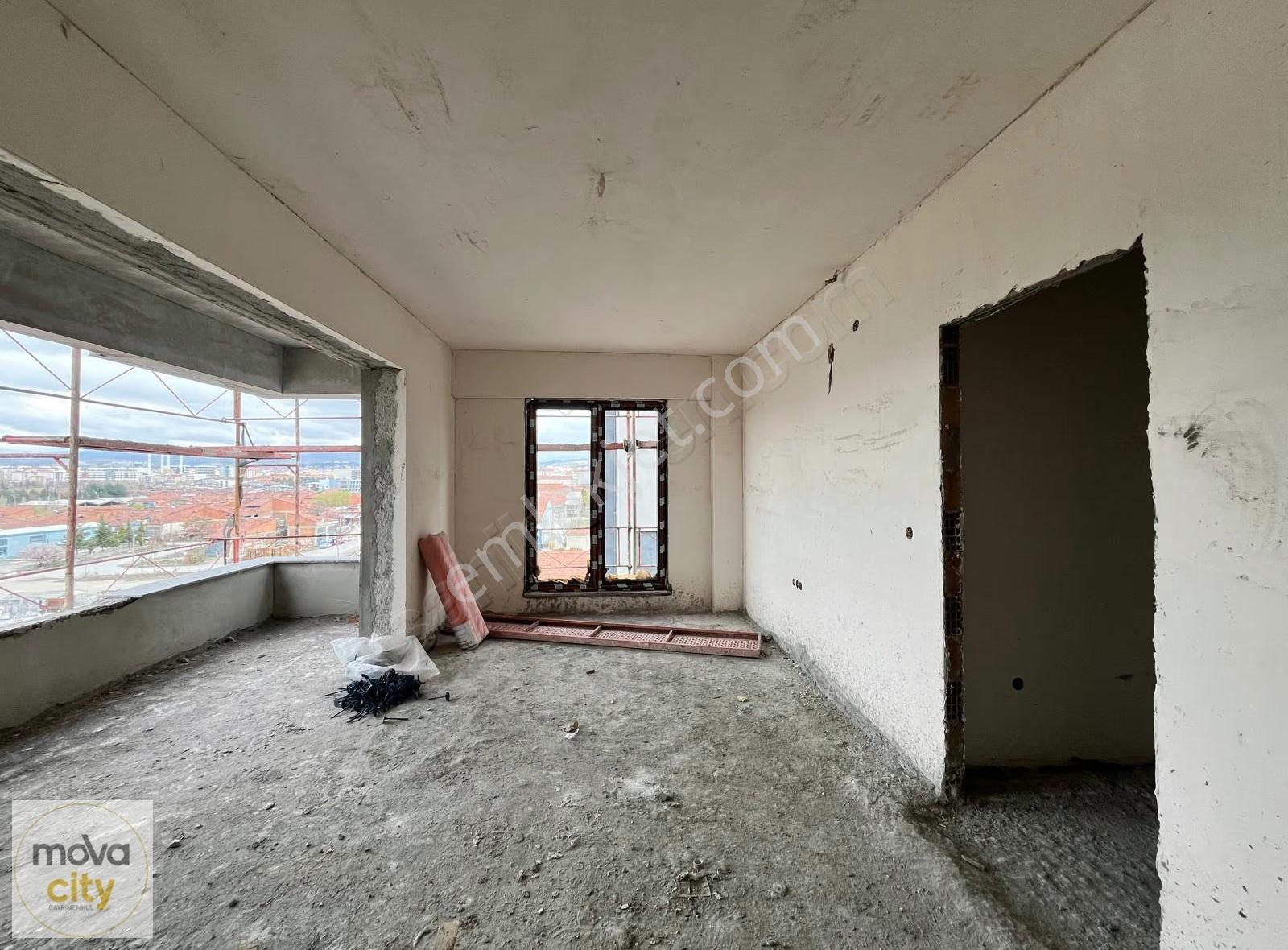 İnönü Caddesi Üzerinde Hastane Civarı 2+1 Satılık Daire - Görsel 5