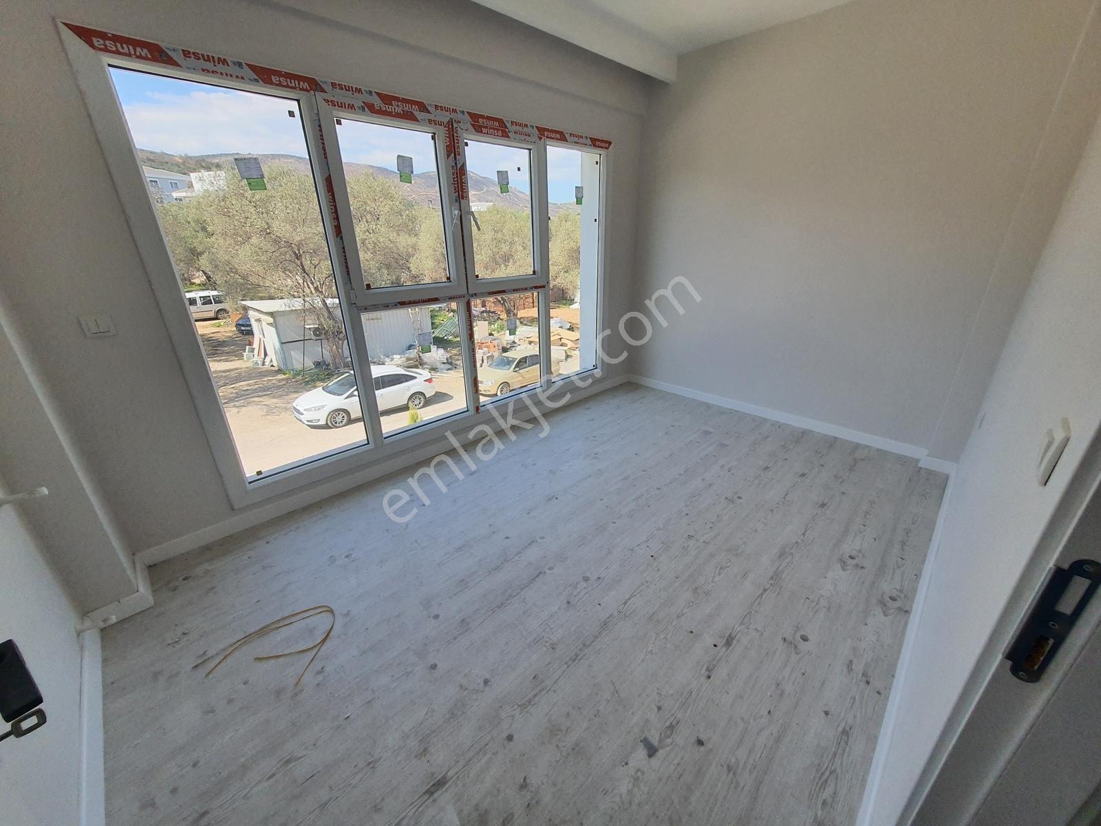Yeni Foça Da Havuzlu Olive Park Sitede Sıfır Satılık 2+1 Daire - Görsel 12