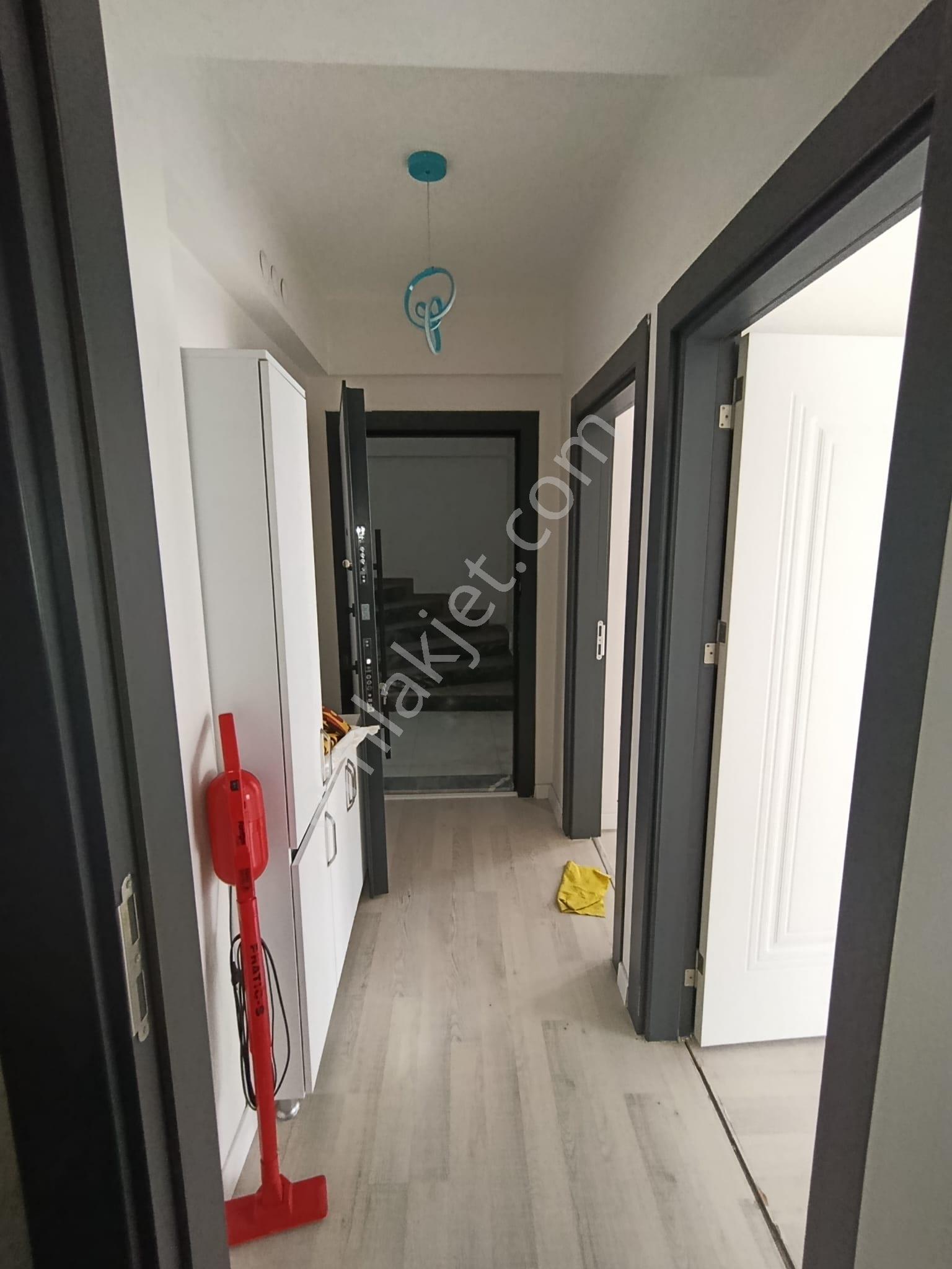 Muradiye Mah. Kiralık 1+1 Daire - Görsel 3