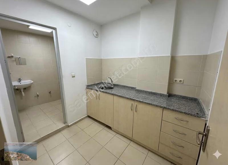 Kw Semih | Yunusemre Cadde Üzeri | Vitrinli | Kiralık Dükkan - Görsel 5