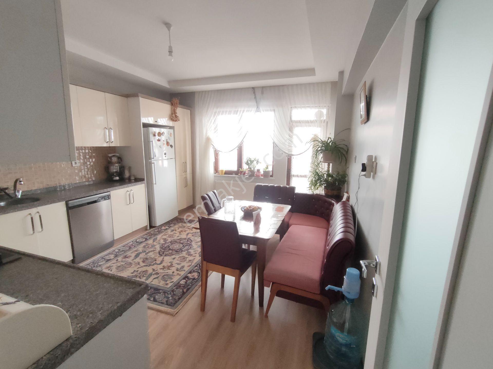 Tuzcuay Sitesi'nde Satılık 3+1 Daire Ömer Nasuhi Bilmen Mah. - Görsel 8