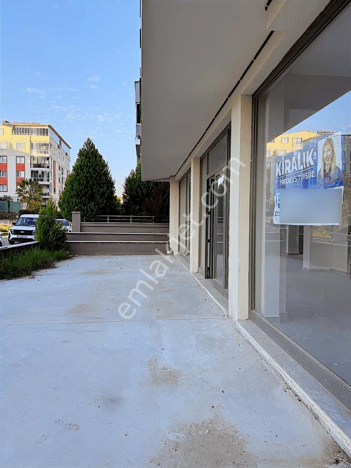 Adnan Menderes Rezidans Bölgesinde 760m2 Bahçeli Kiralık Dükkan - Görsel 7