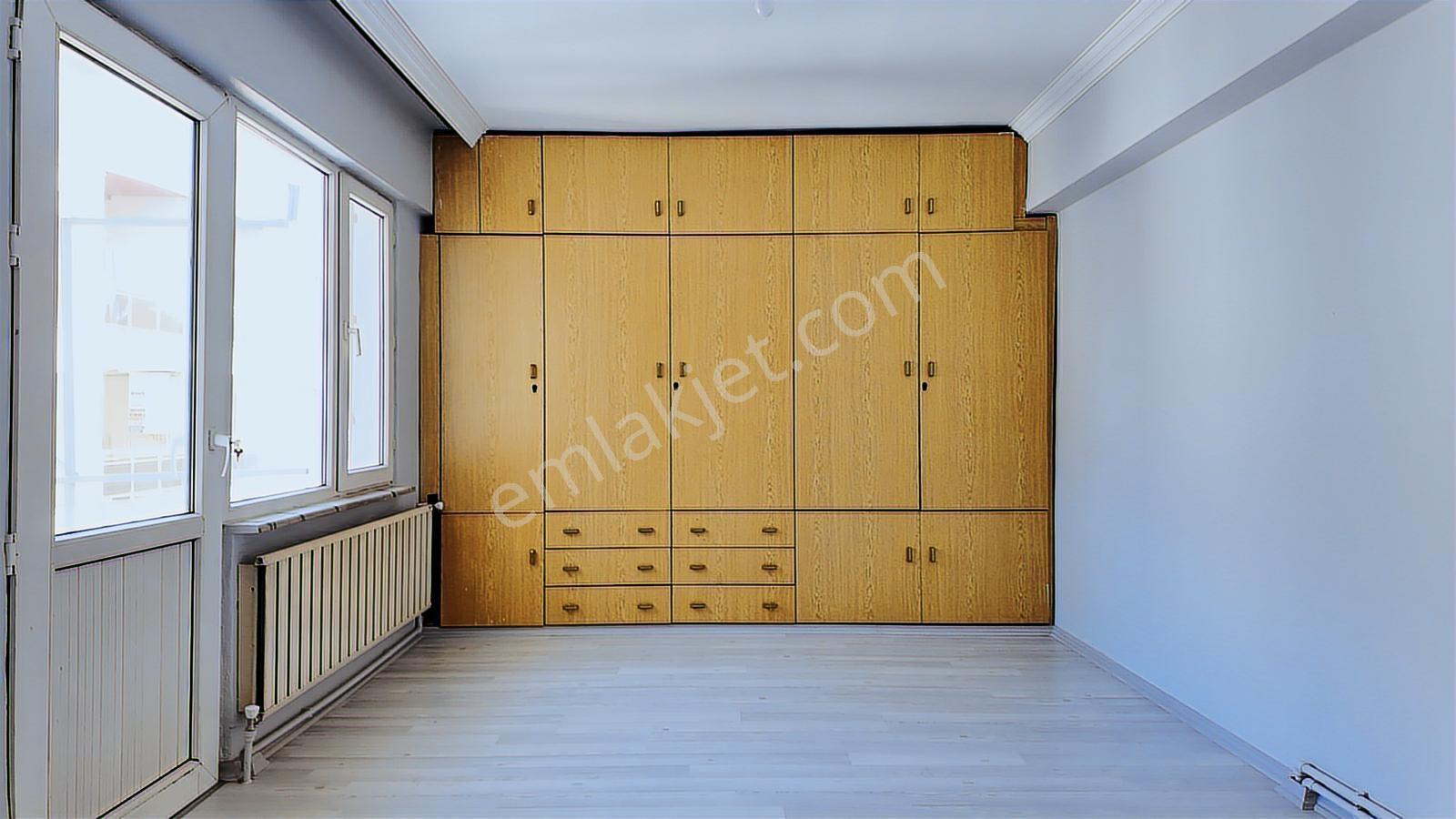 Aydın Efeler Güzelhisar Mh. Kıbrıs Cd. Ara Kat Satılık 3+1 Daire - Görsel 11