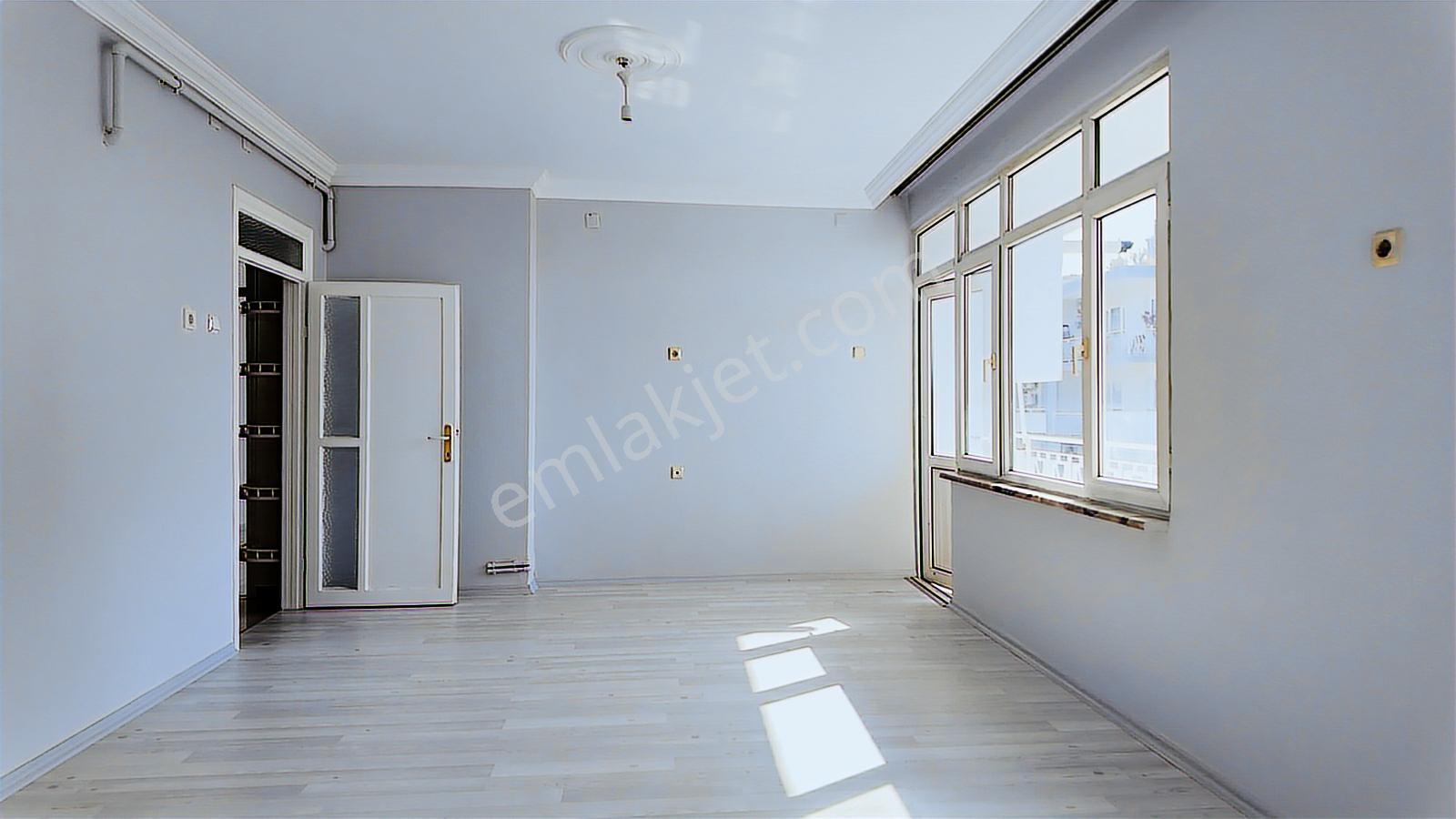 Aydın Efeler Güzelhisar Mh. Kıbrıs Cd. Ara Kat Satılık 3+1 Daire - Görsel 14