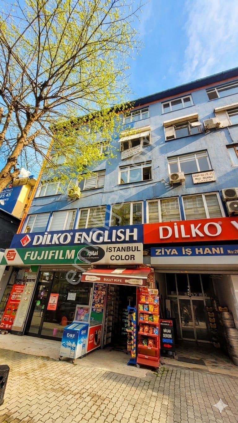 Bakırköy Meydanda Ziya İş Merkezinde Boş Köşe Konum Satılık Ofis - Görsel 11