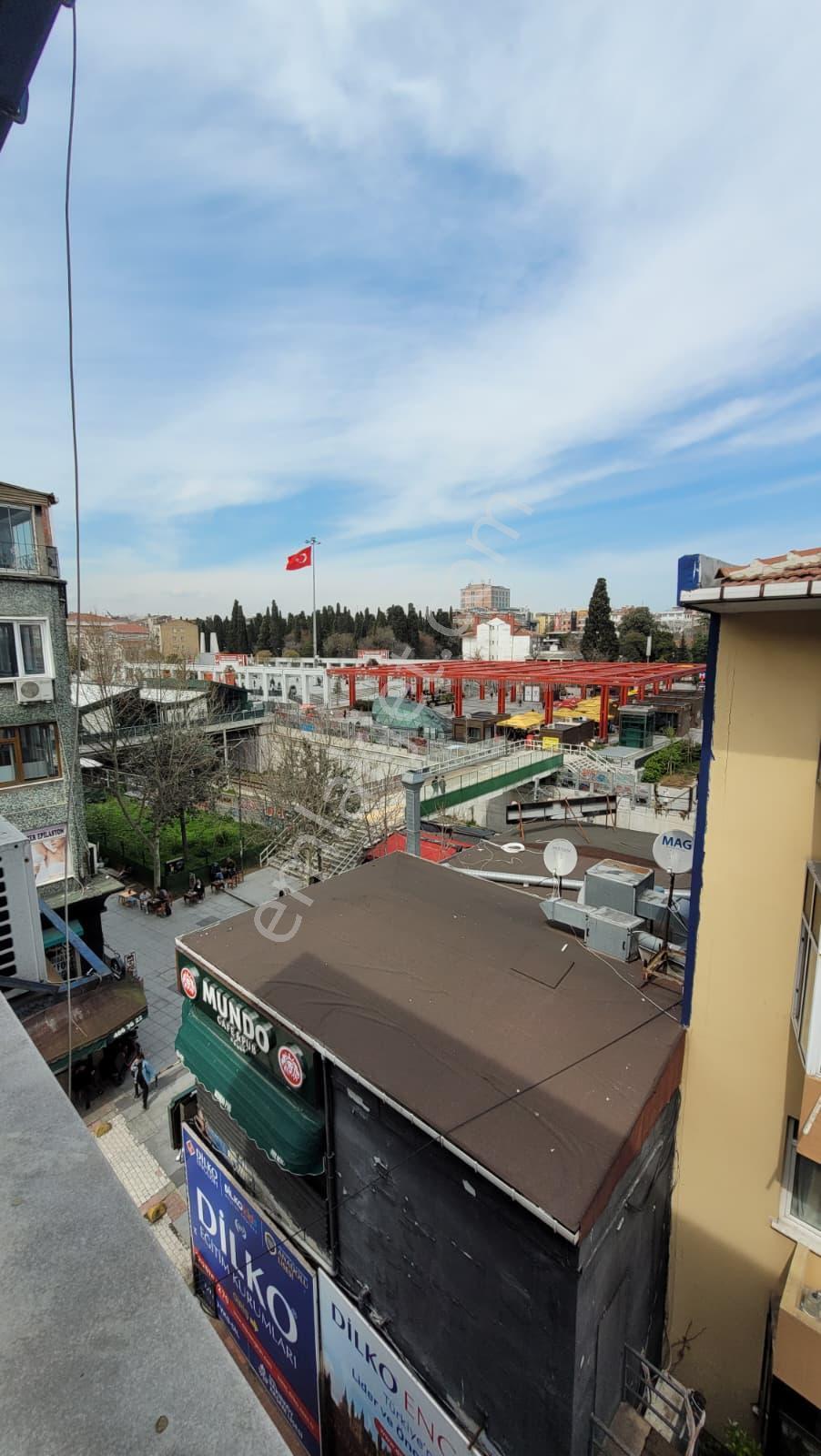 Bakırköy Meydanda Ziya İş Merkezinde Boş Köşe Konum Satılık Ofis - Görsel 10