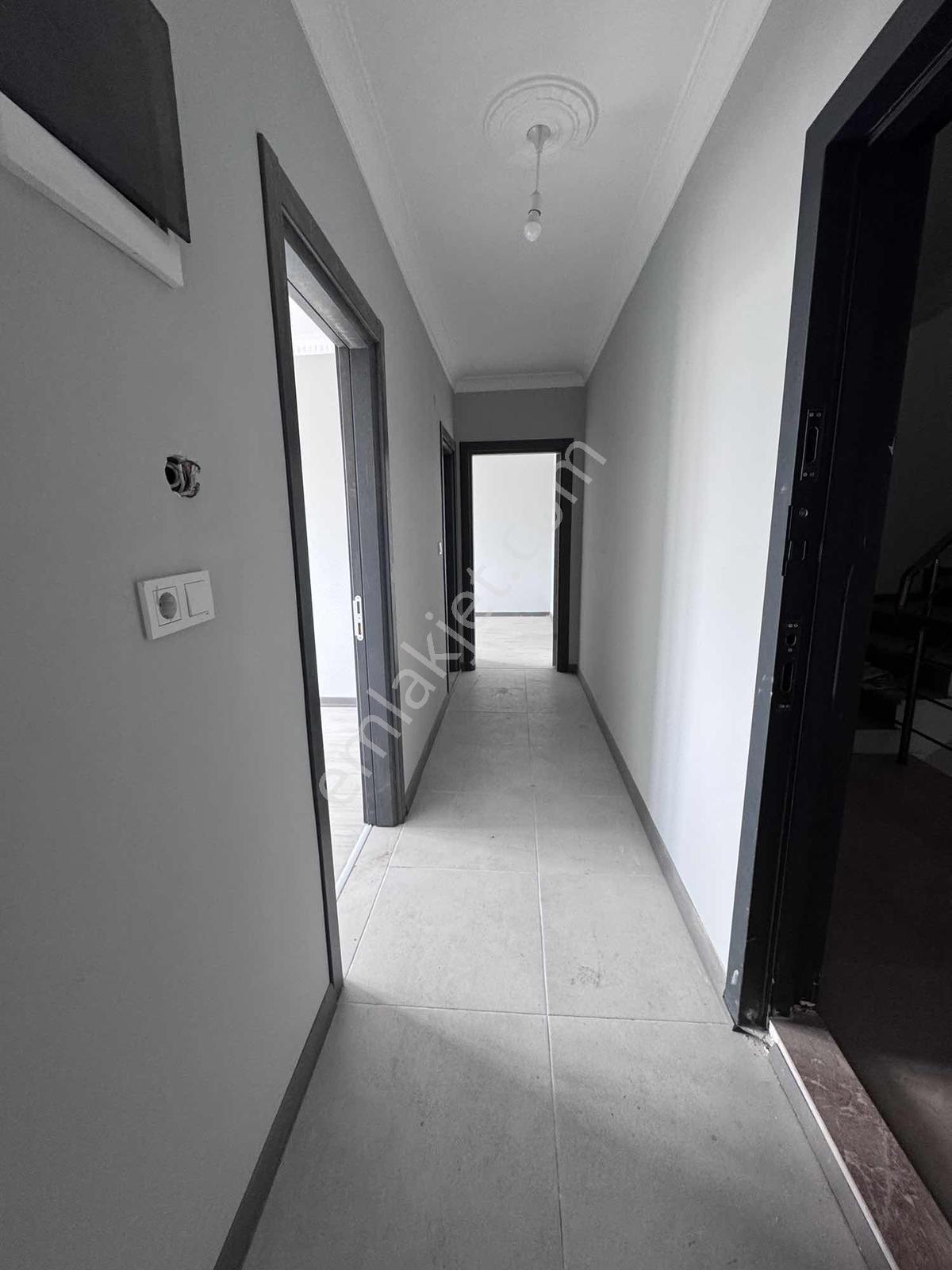 Arnavutköy Vadipark'ta Satılık 2+1 Ara Kat Daire - Görsel 11