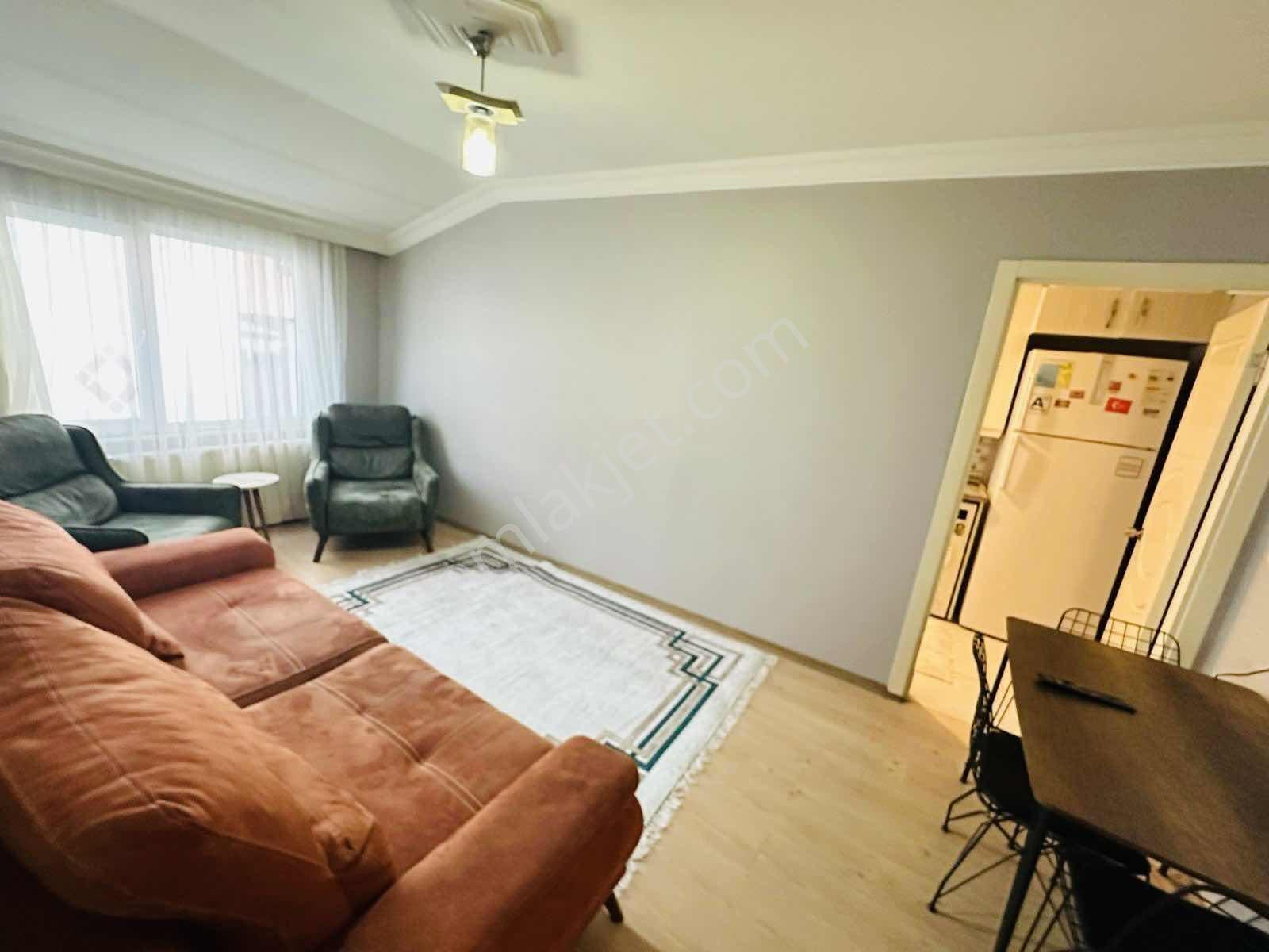 Novas'dan Eşyalı+cadde Üzeri Trump Towers 9dk Metrobüs 10dk - Görsel 2